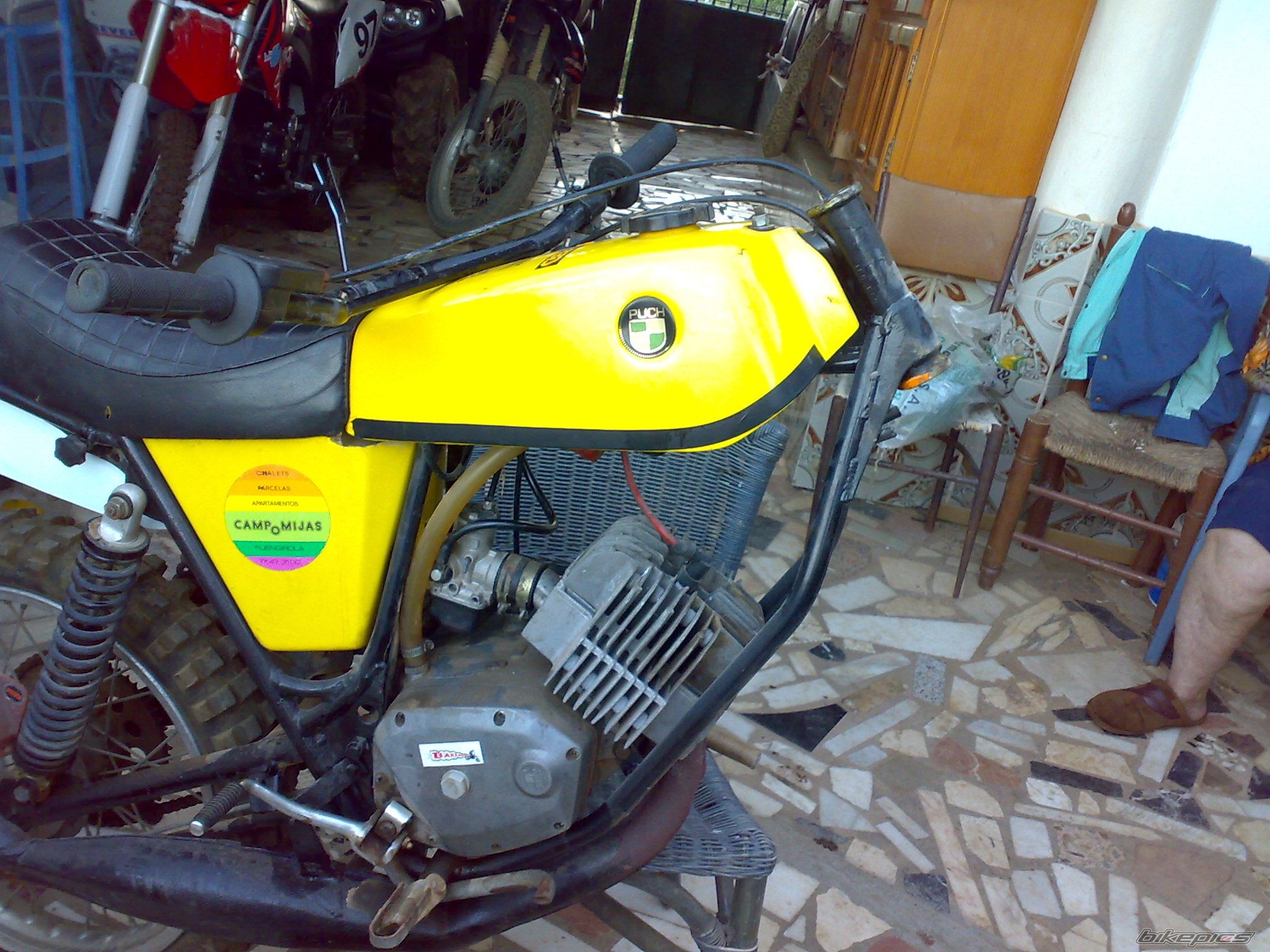 Bike Photo 1701894