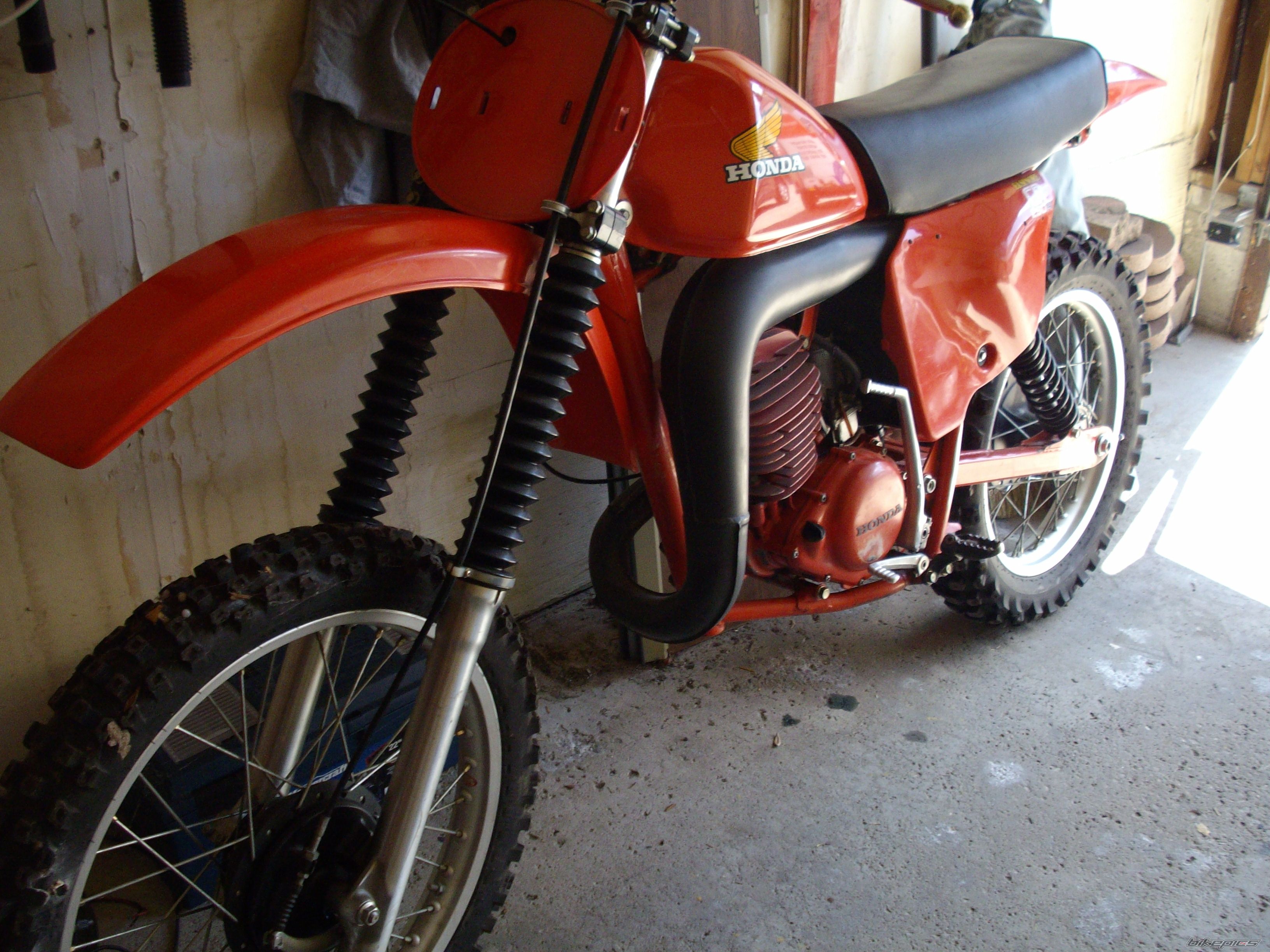 Bike Photo 1702193