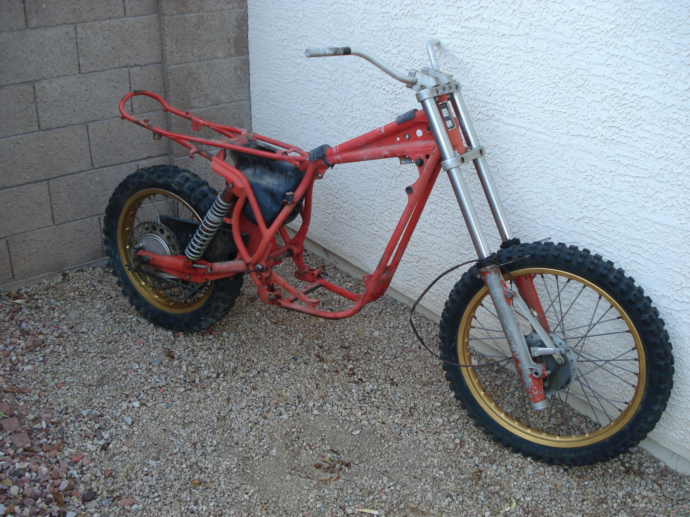 Bike Photo 1702194