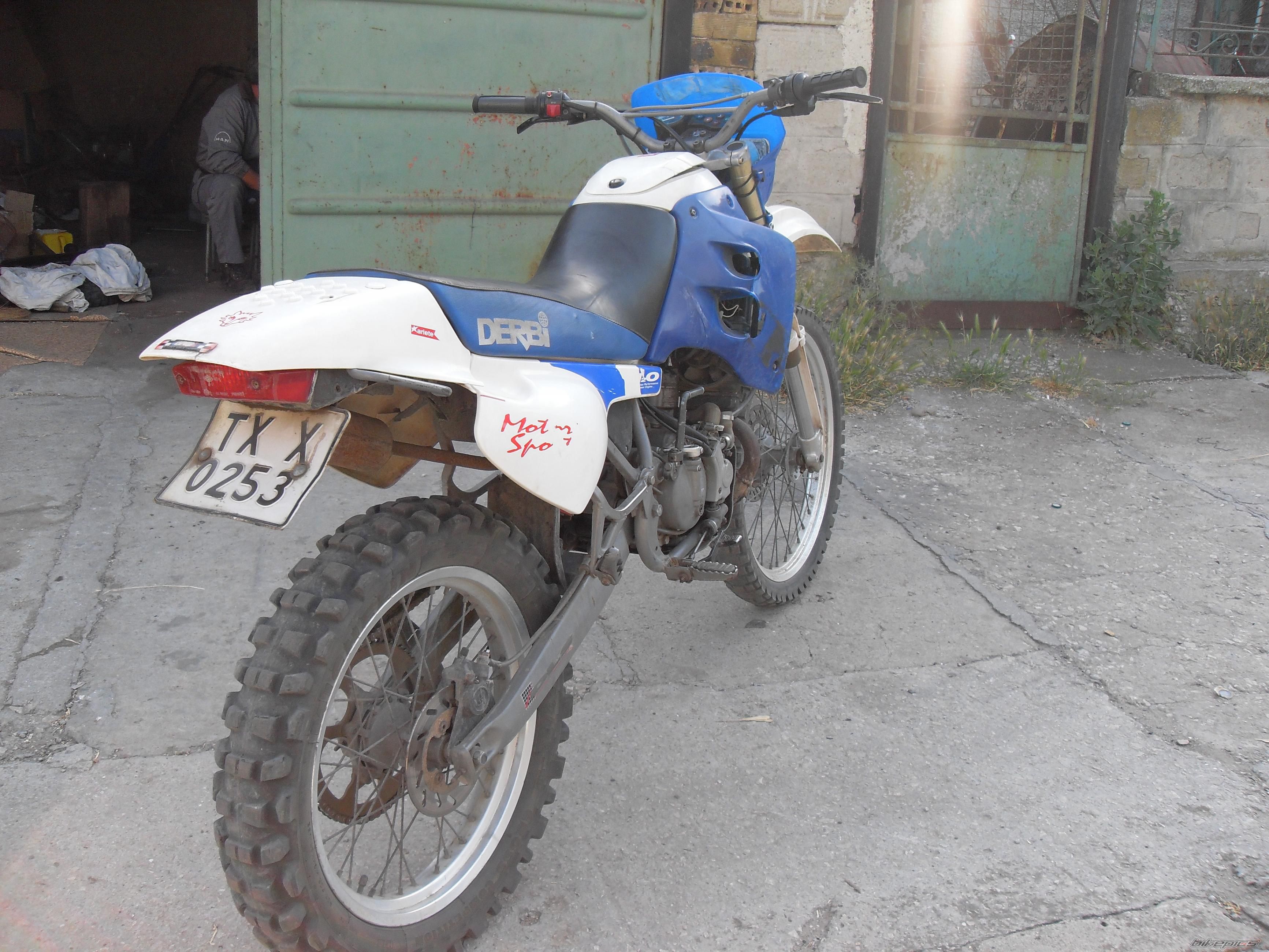 Bike Photo 1702378