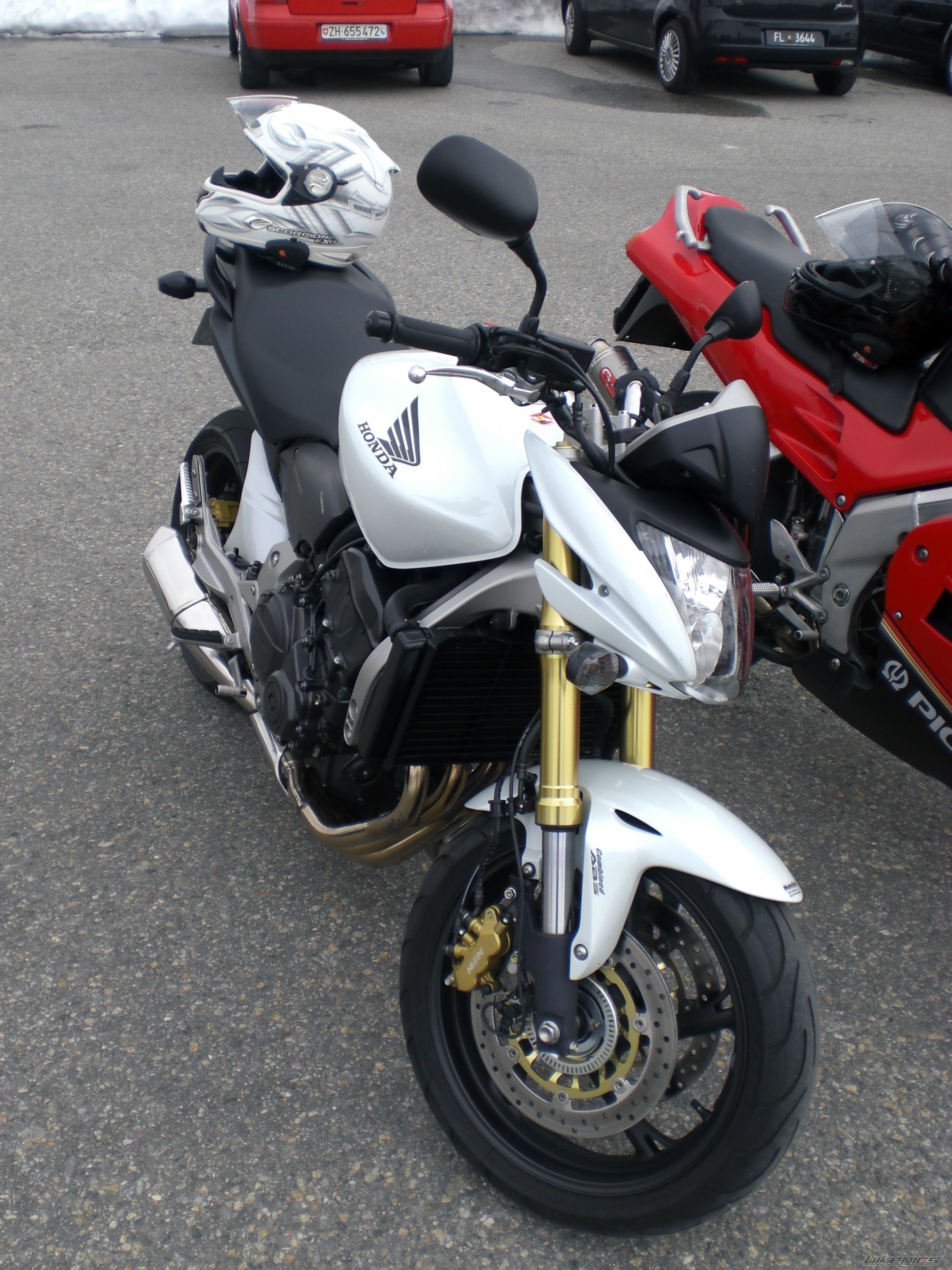 Bike Photo 1702574