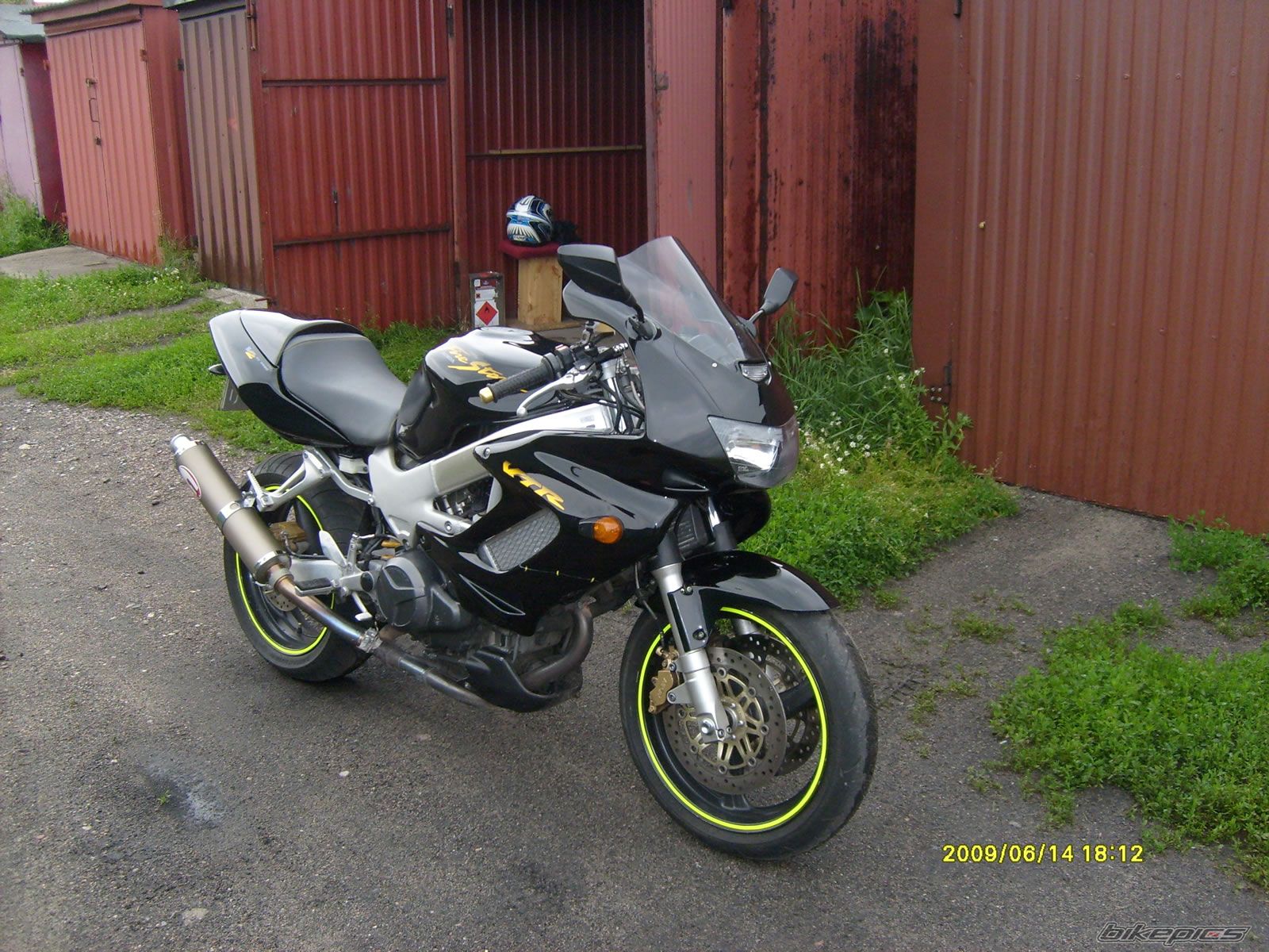Photo 1702692