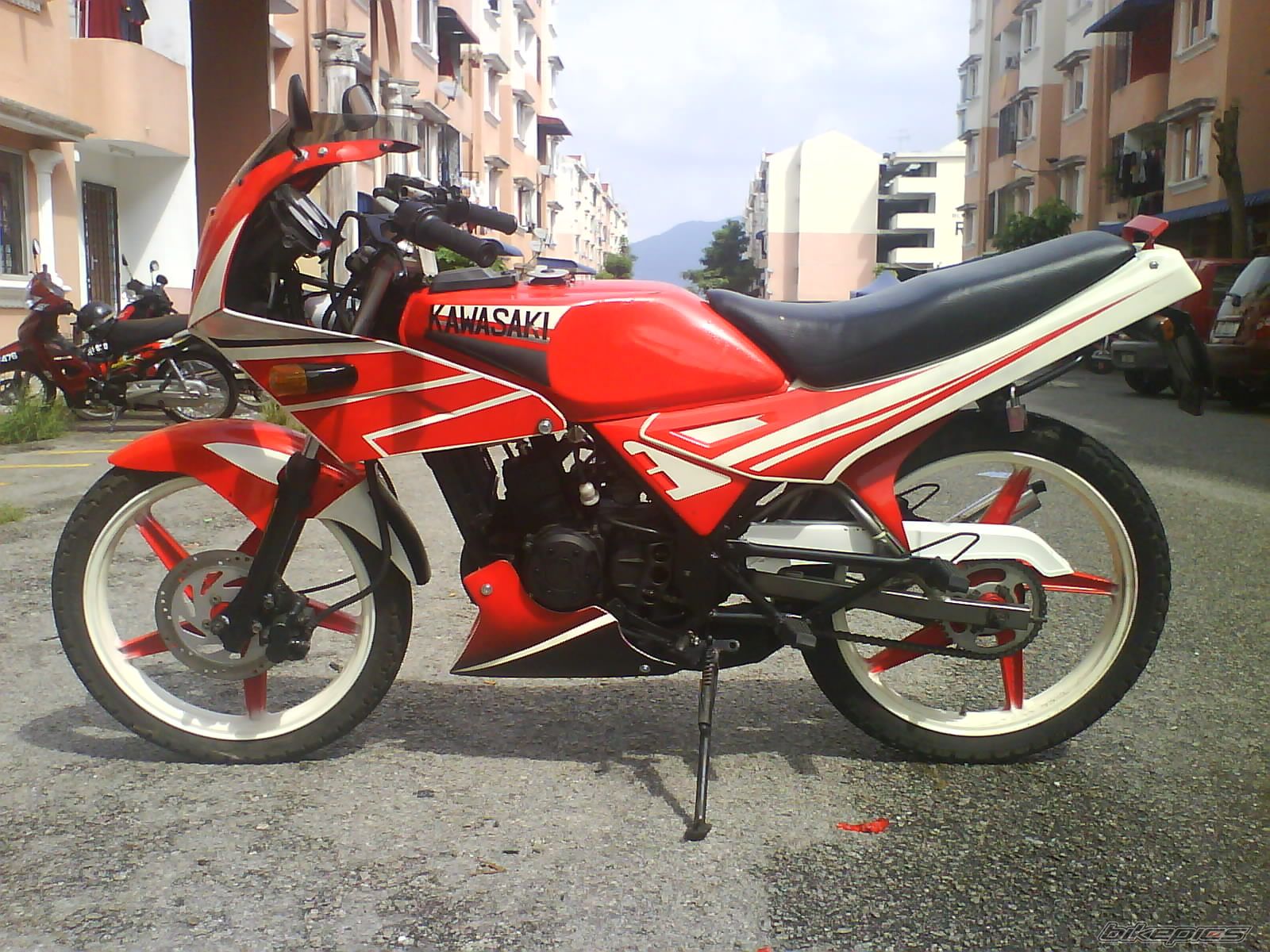 Bike Photo 1702708