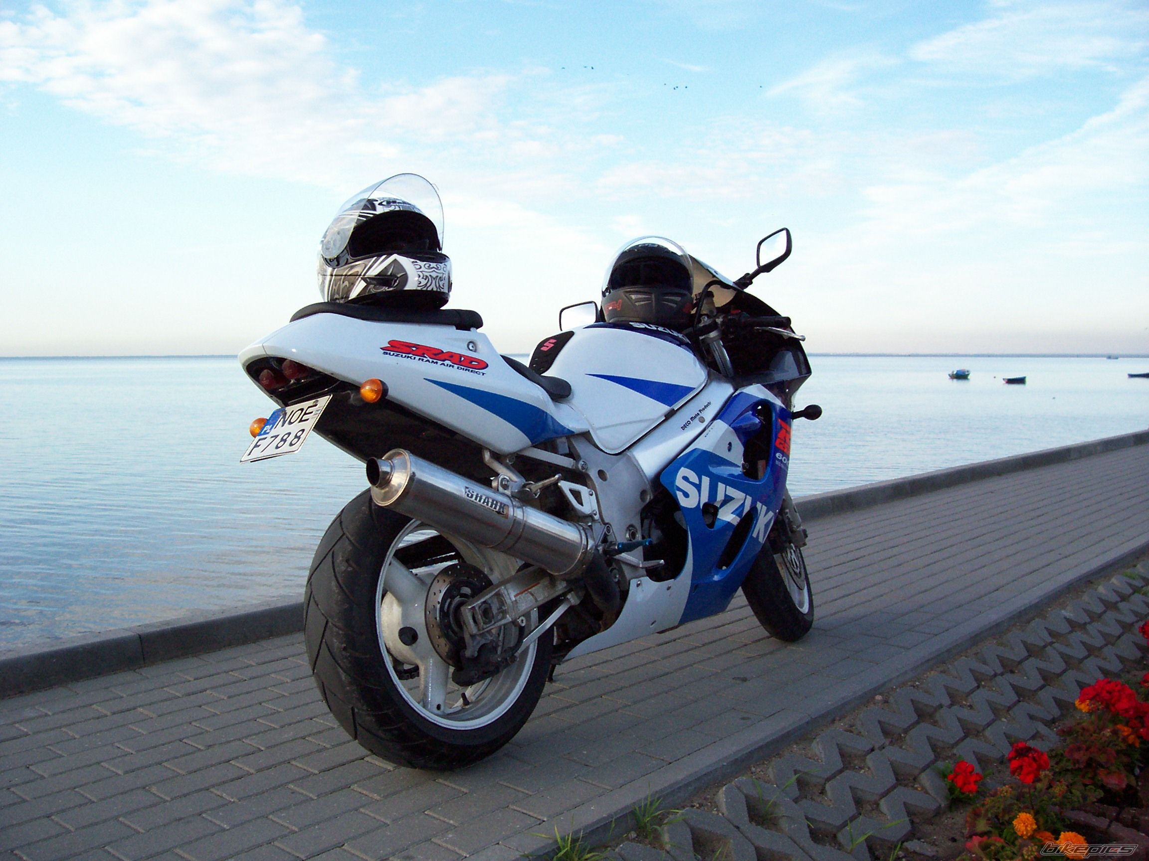 Bike Photo 1702890