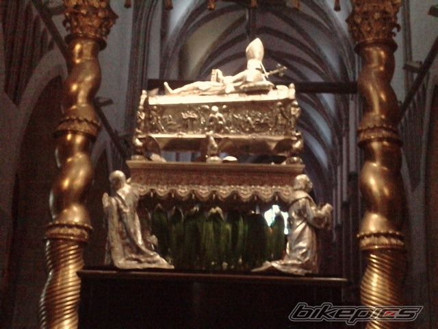Photo 1702948