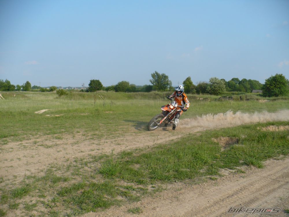 Bike Photo 1703224
