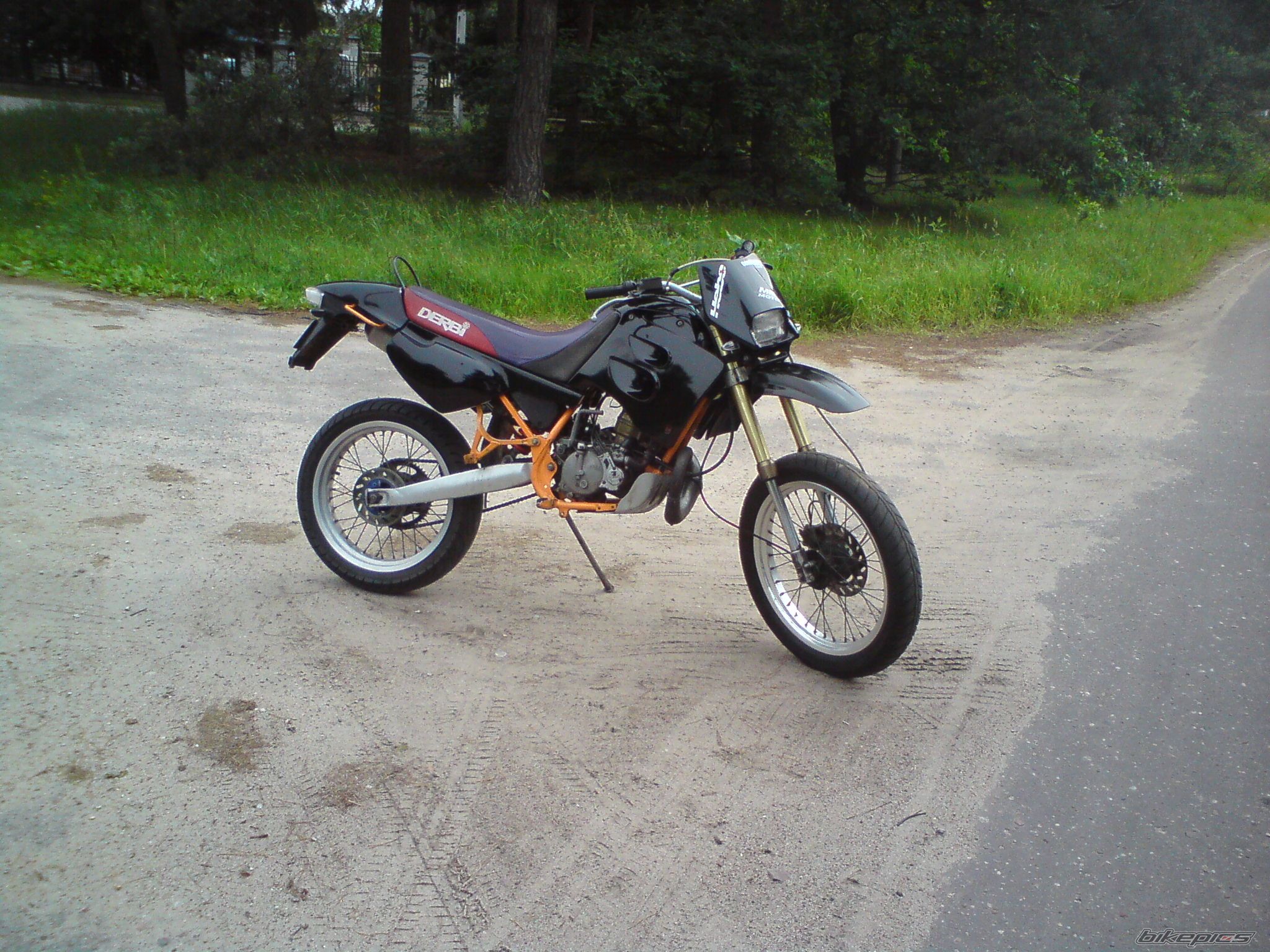 Bike Photo 1703777