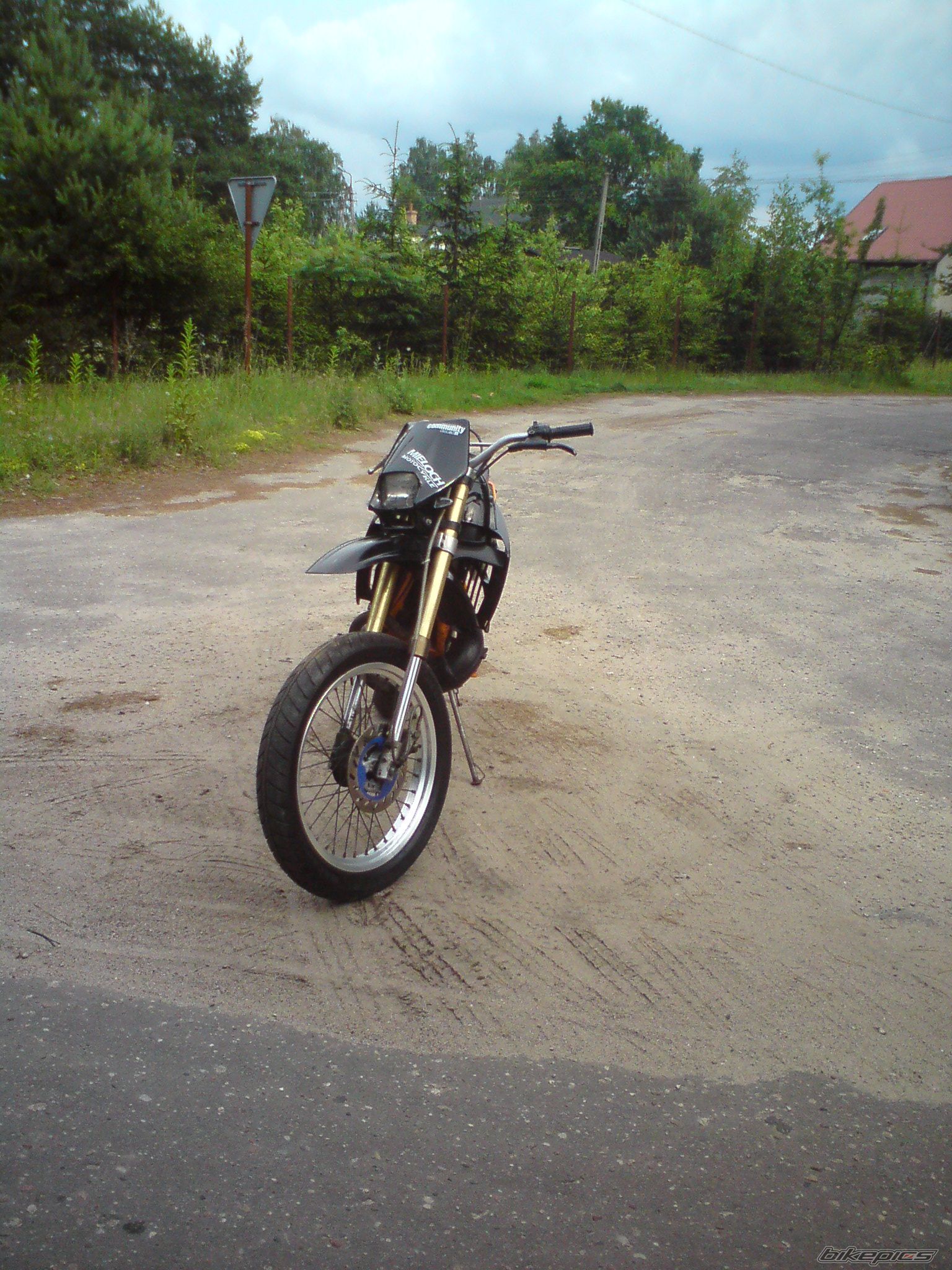 Photo 1703785