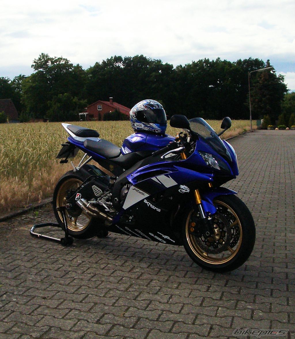 Bike Photo 1704382