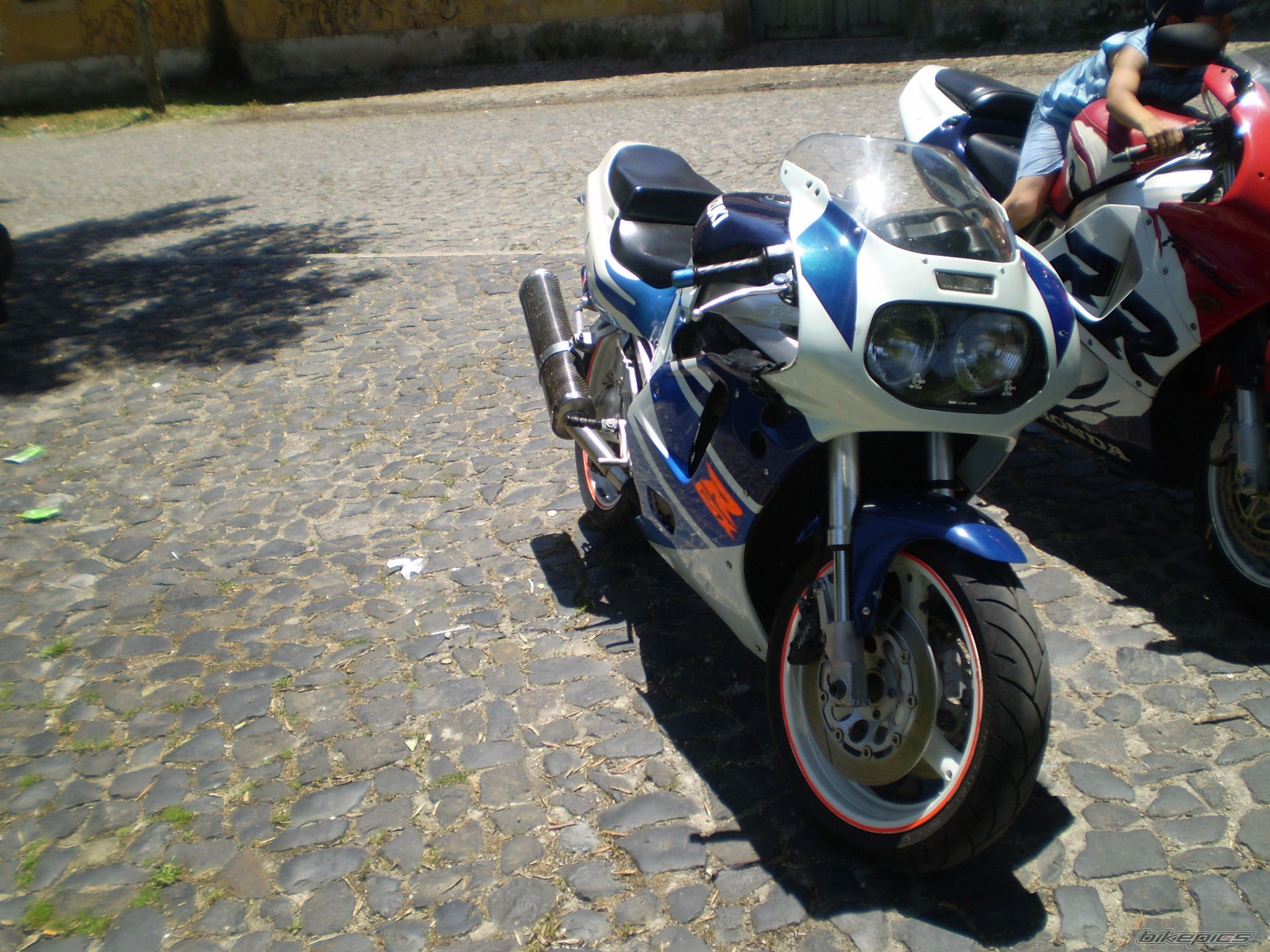Bike Photo 1704560