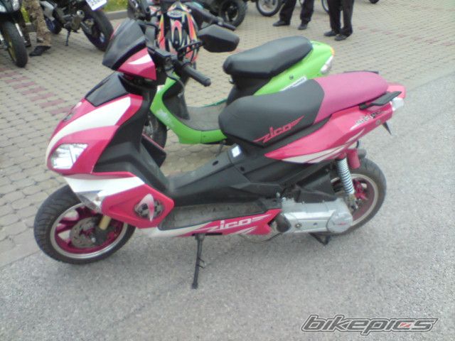 Bike Photo 1705420