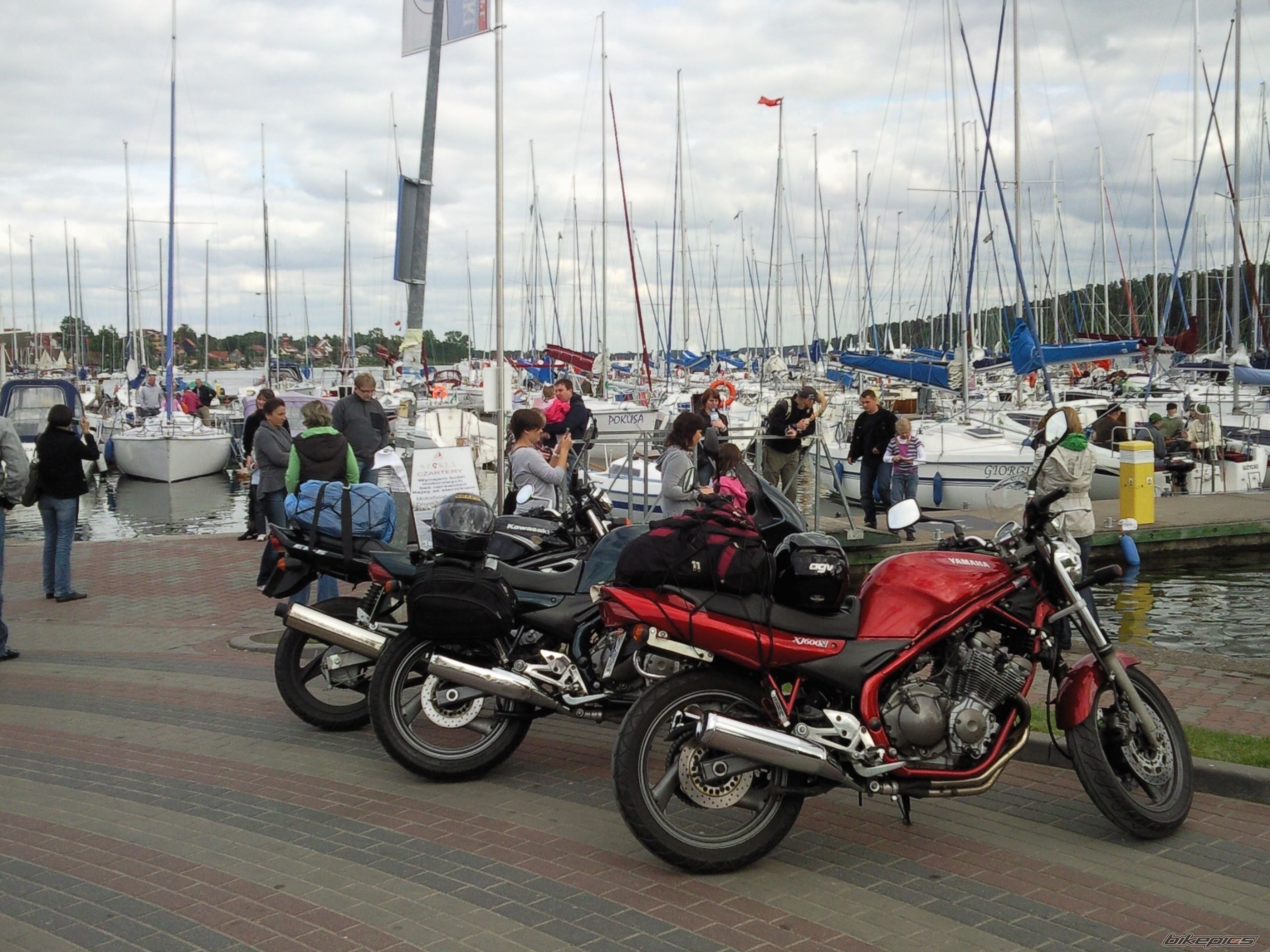 Bike Photo 1705896