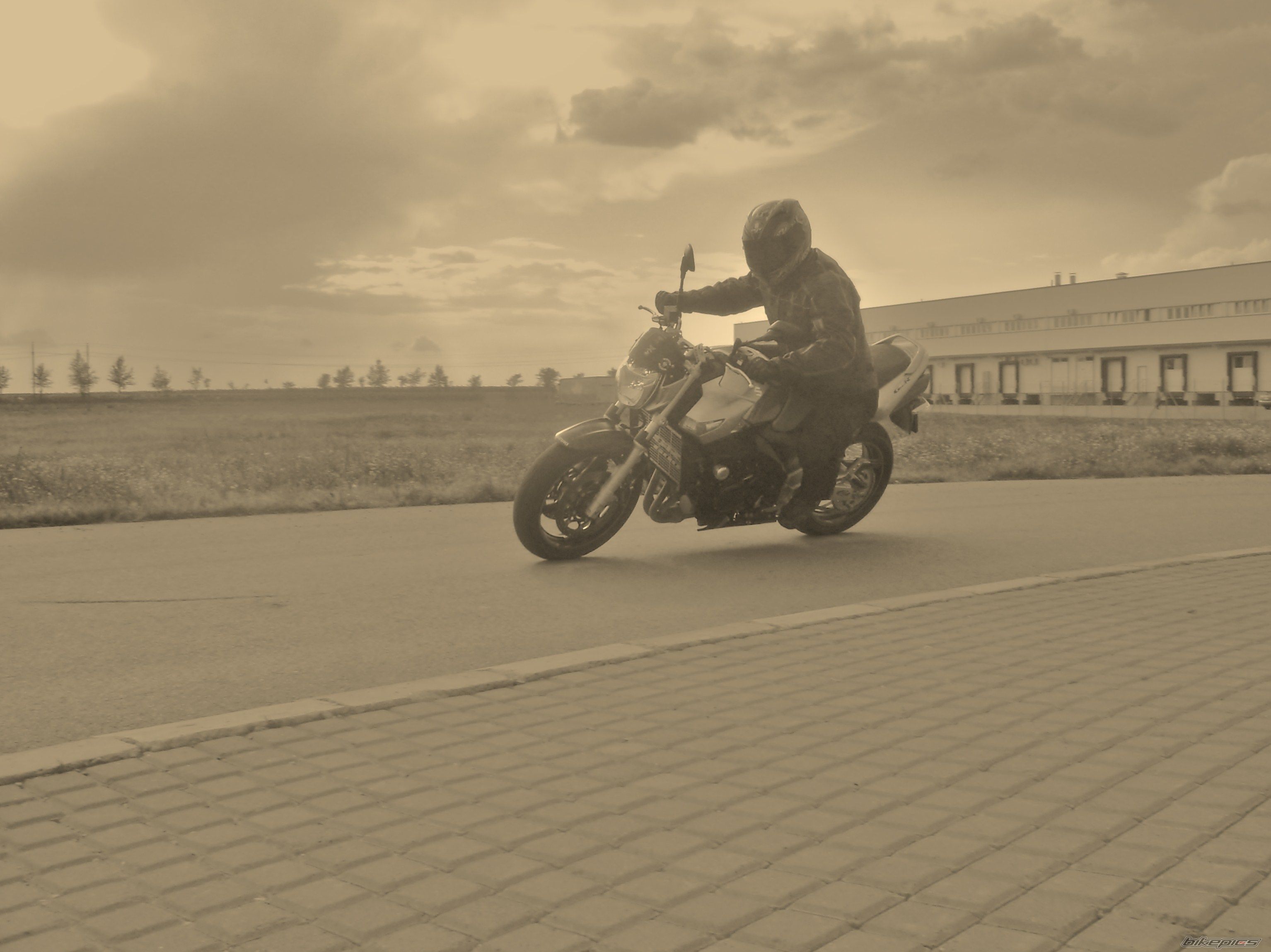 Photo 1708462