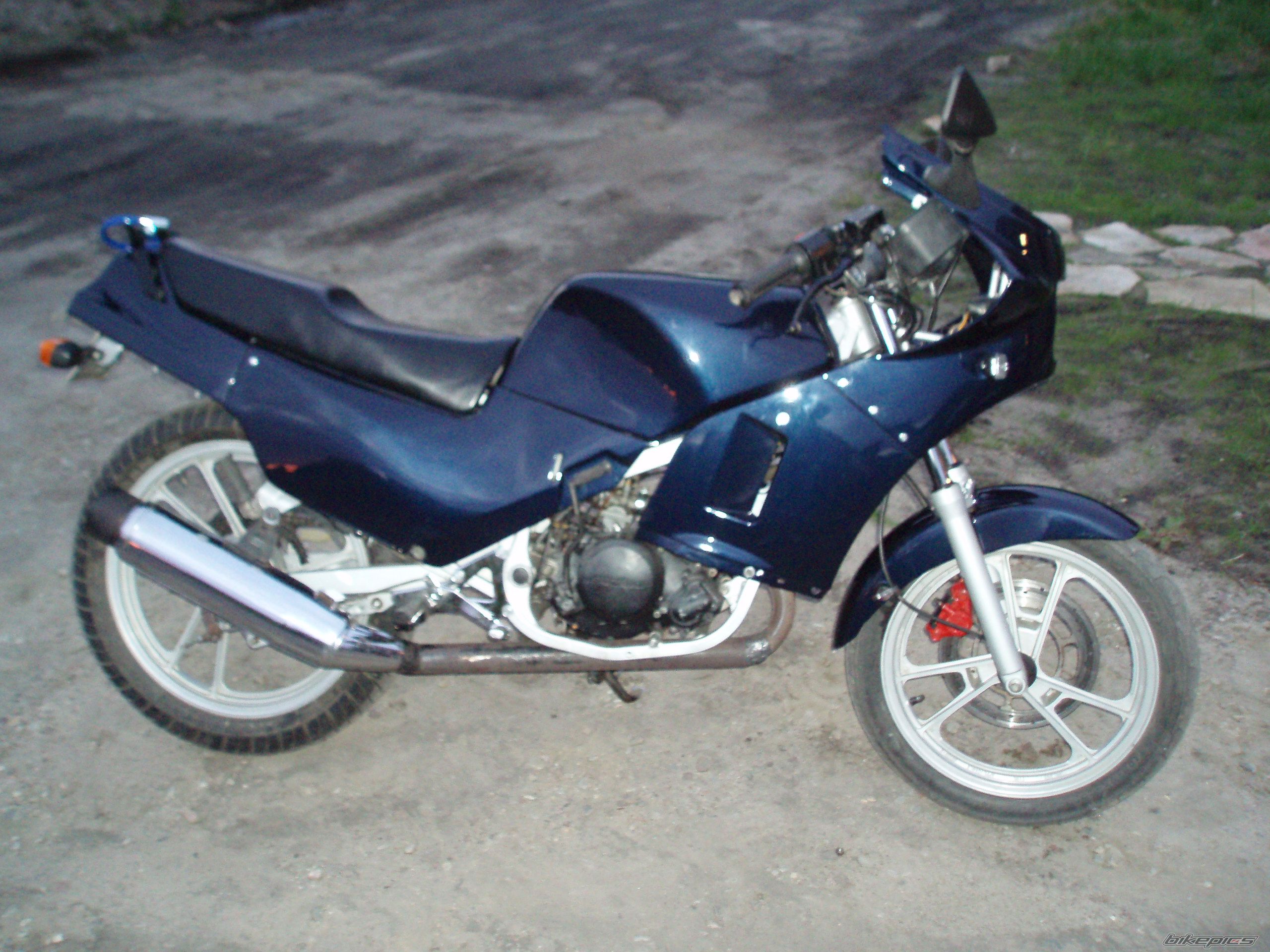 Bike Photo 1709437