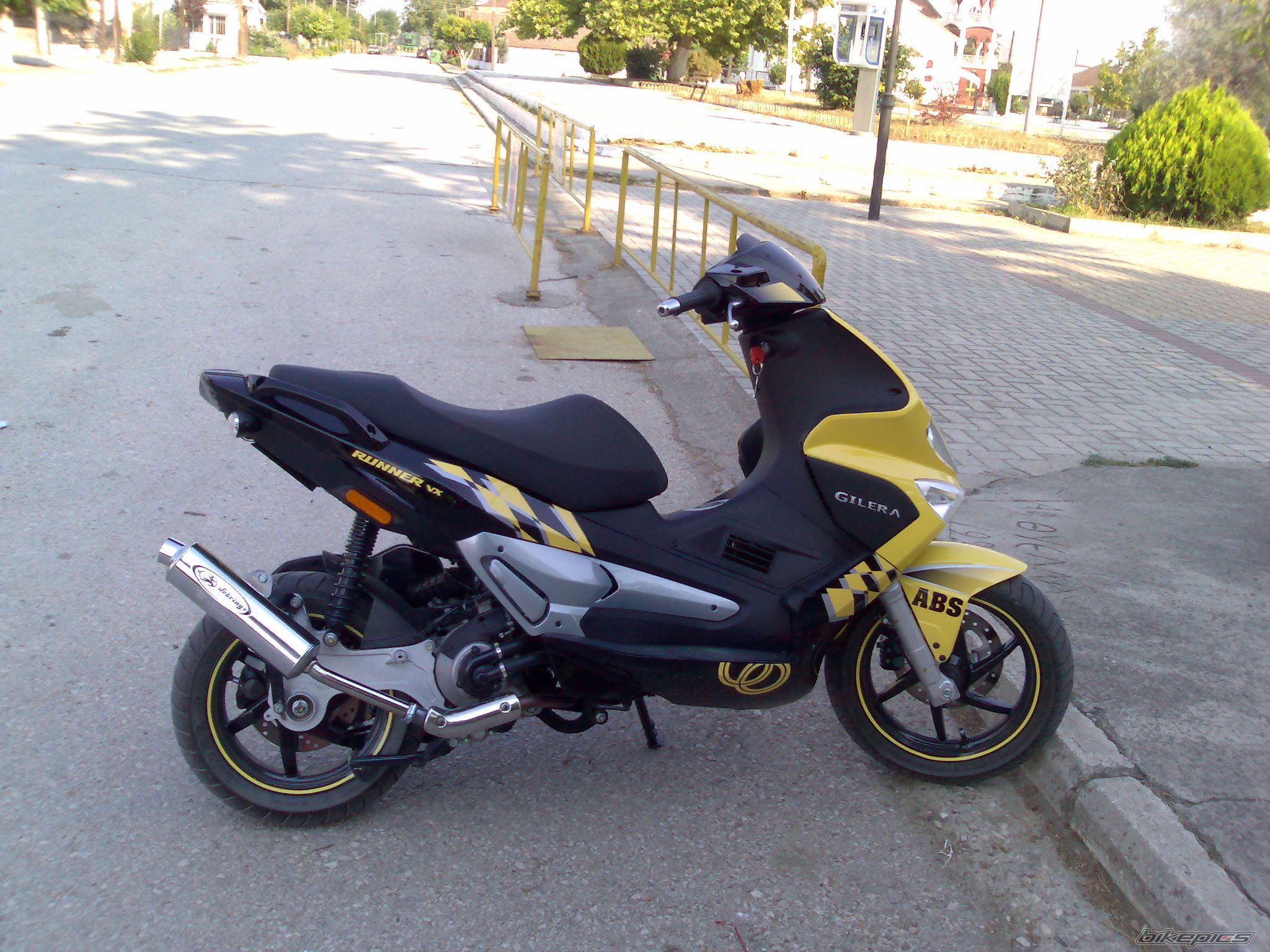 Bike Photo 1709861