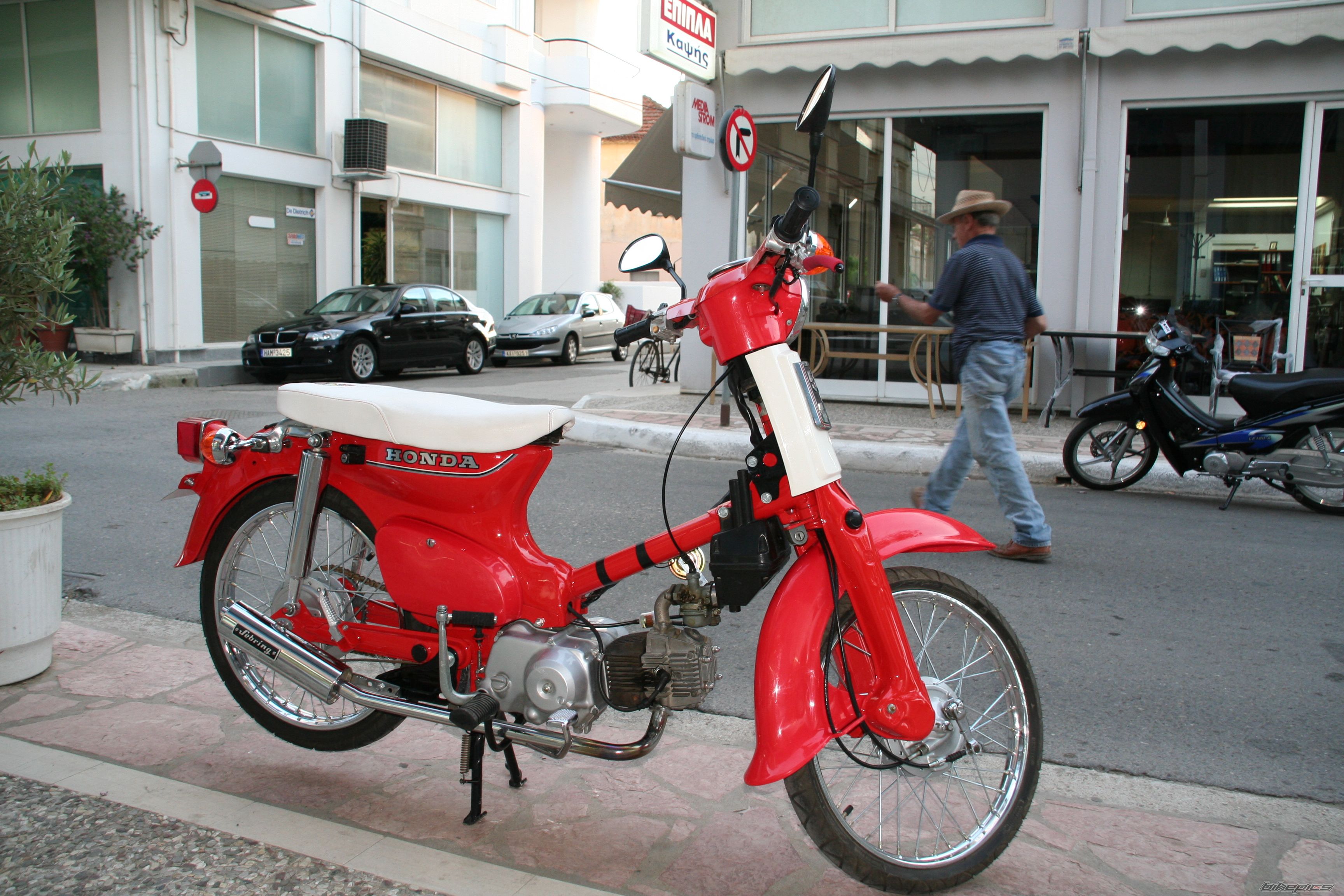 Bike Photo 1709934