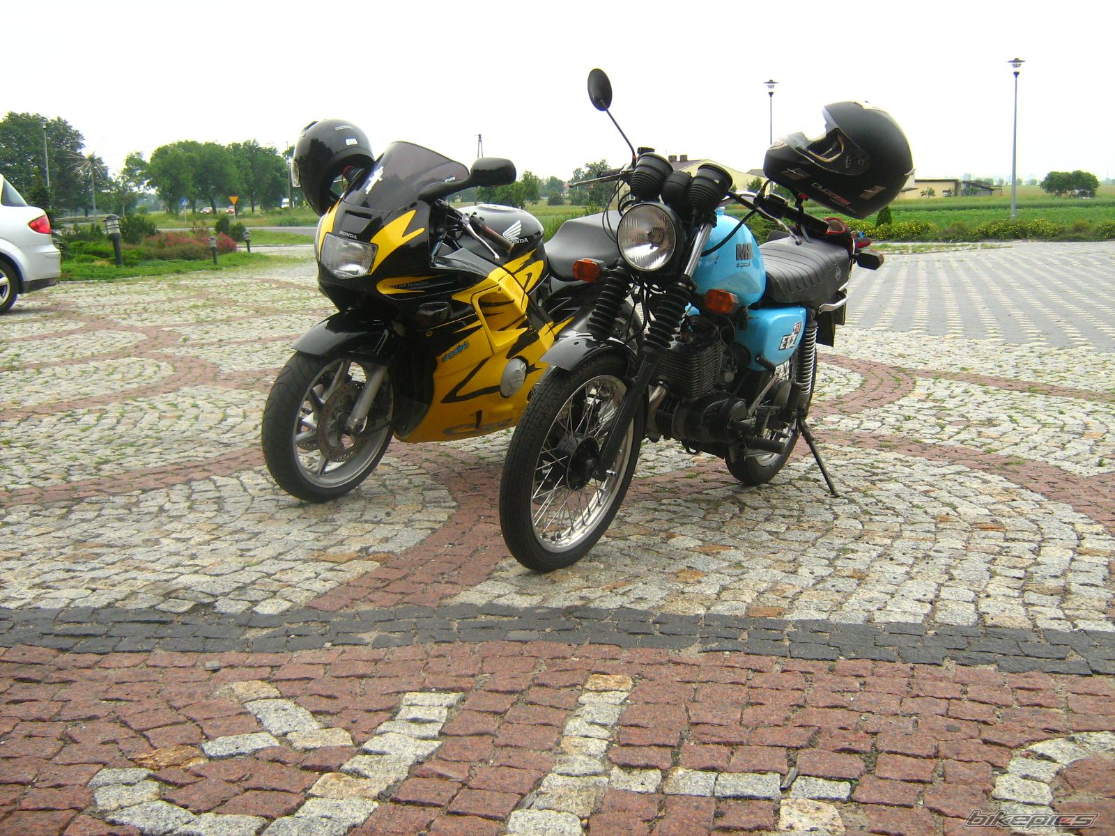 Bike Photo 1711446