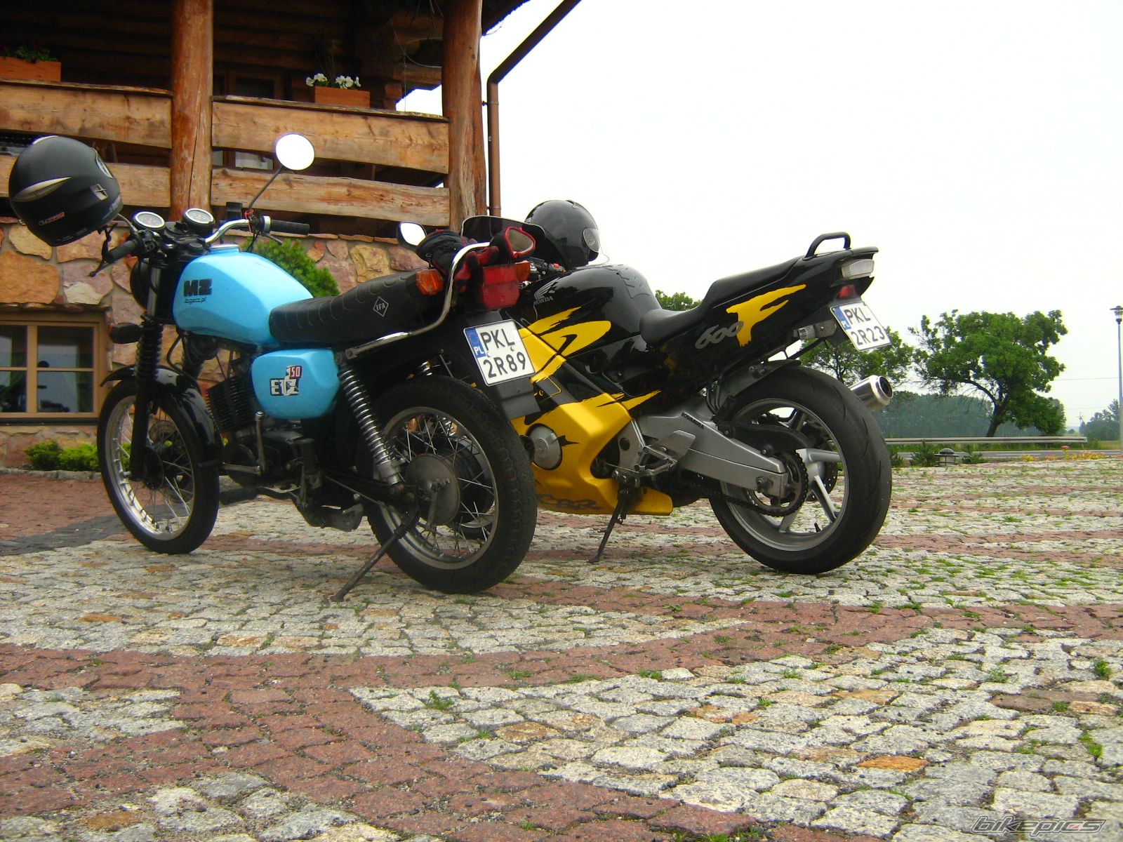 Bike Photo 1711450