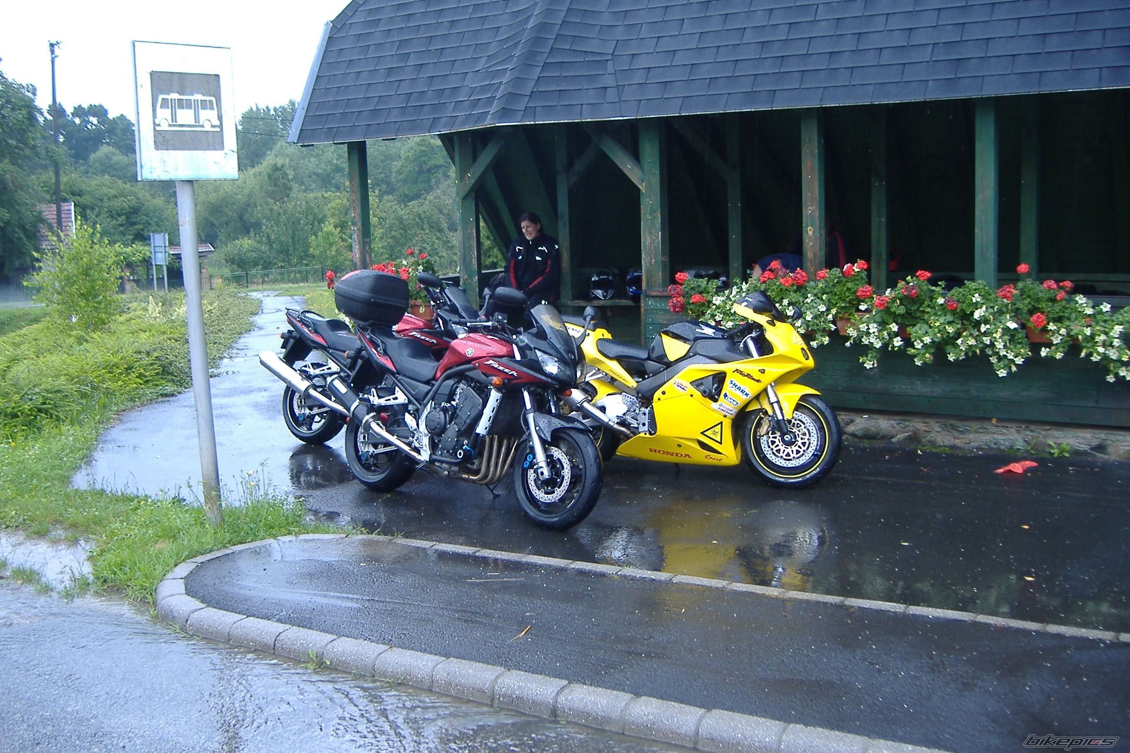 Bike Photo 1711460