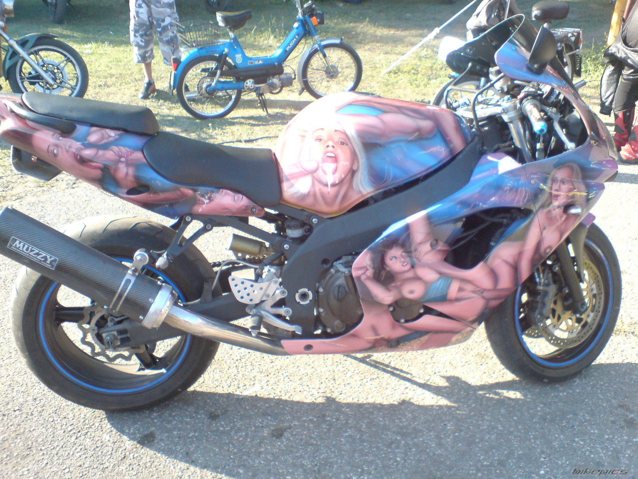 Bike Photo 1712275