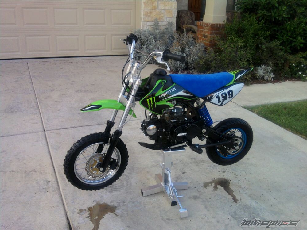 Photo 1713144