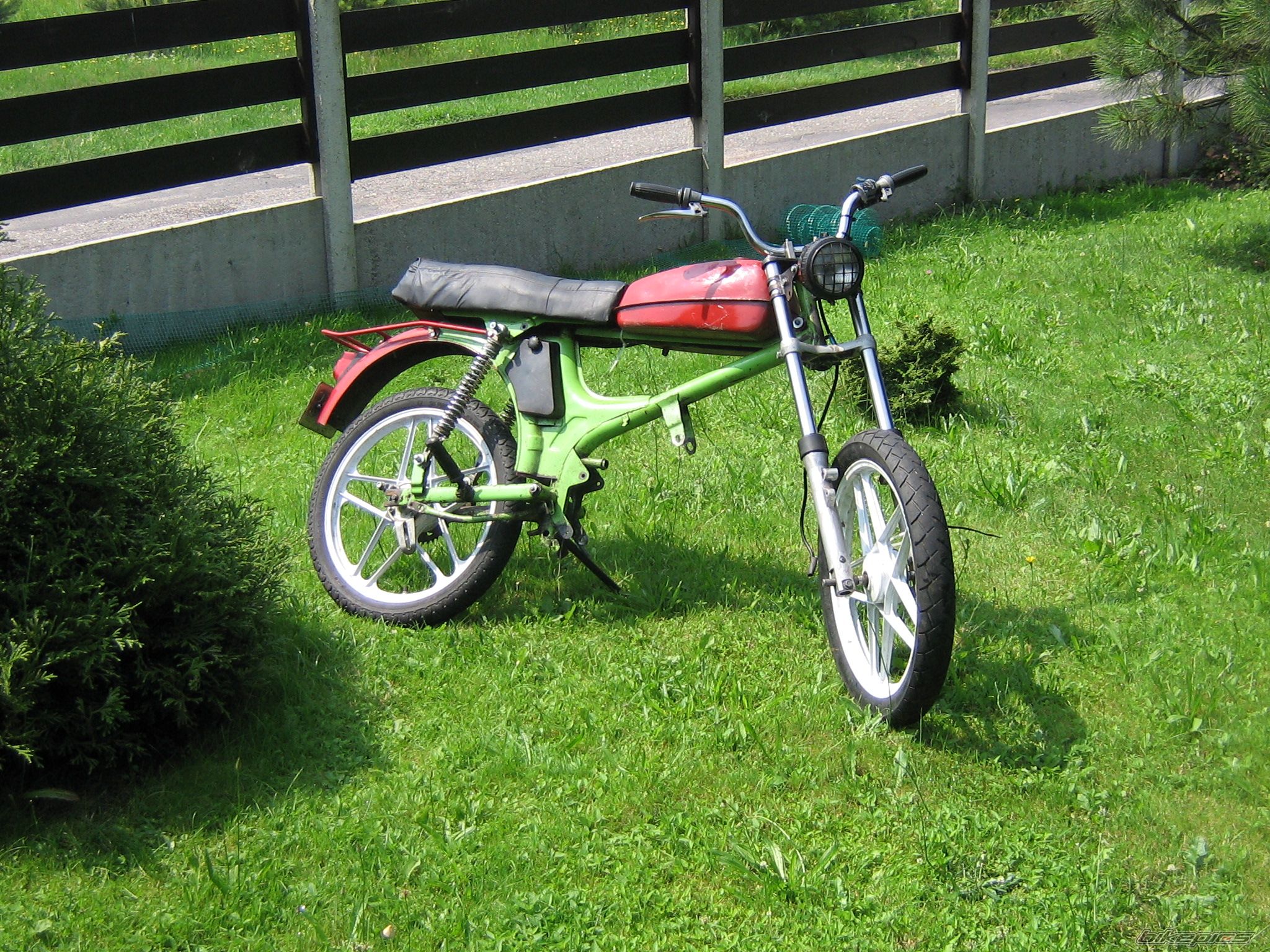 Photo 1713384