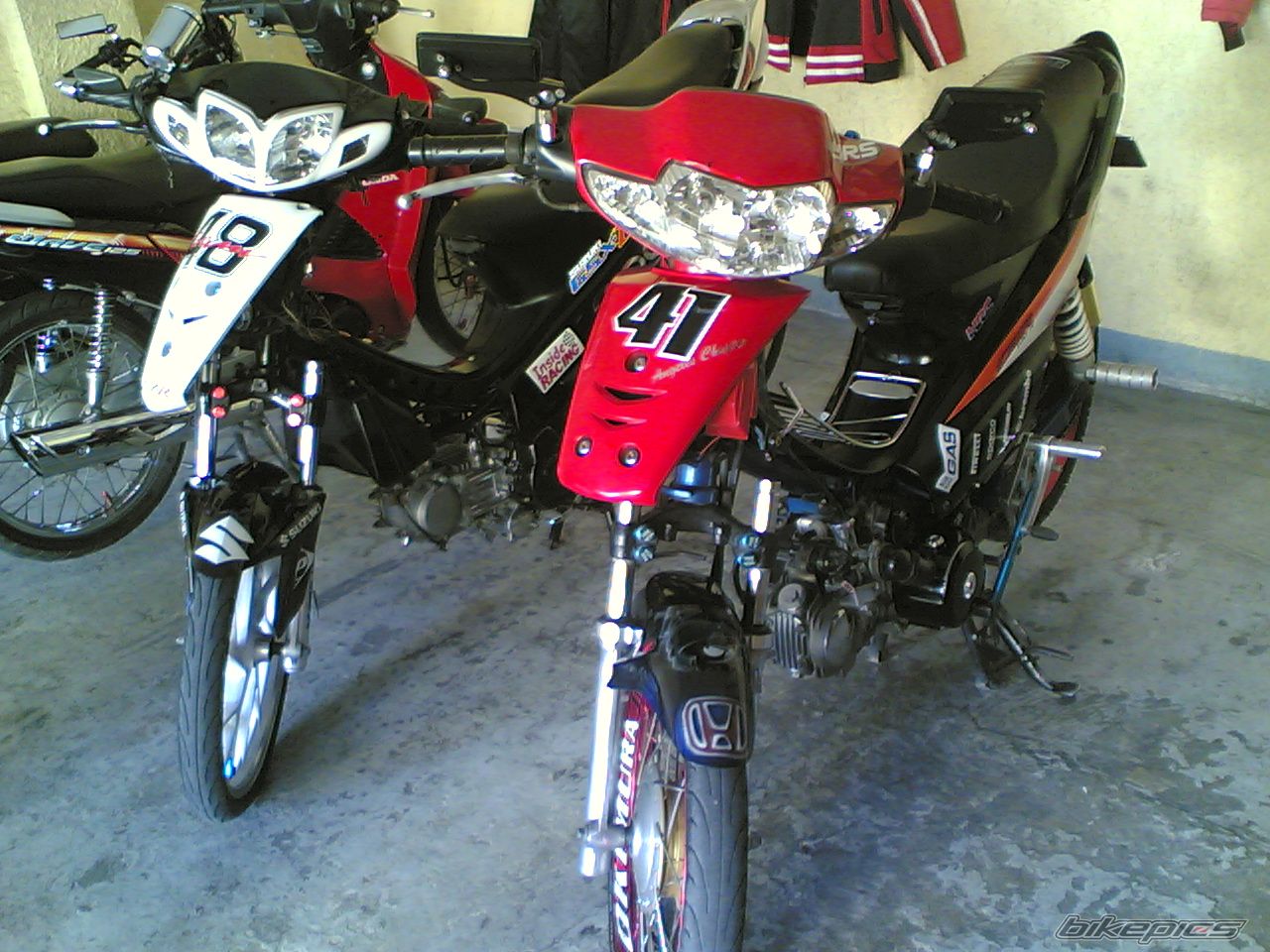 Photo 1713393