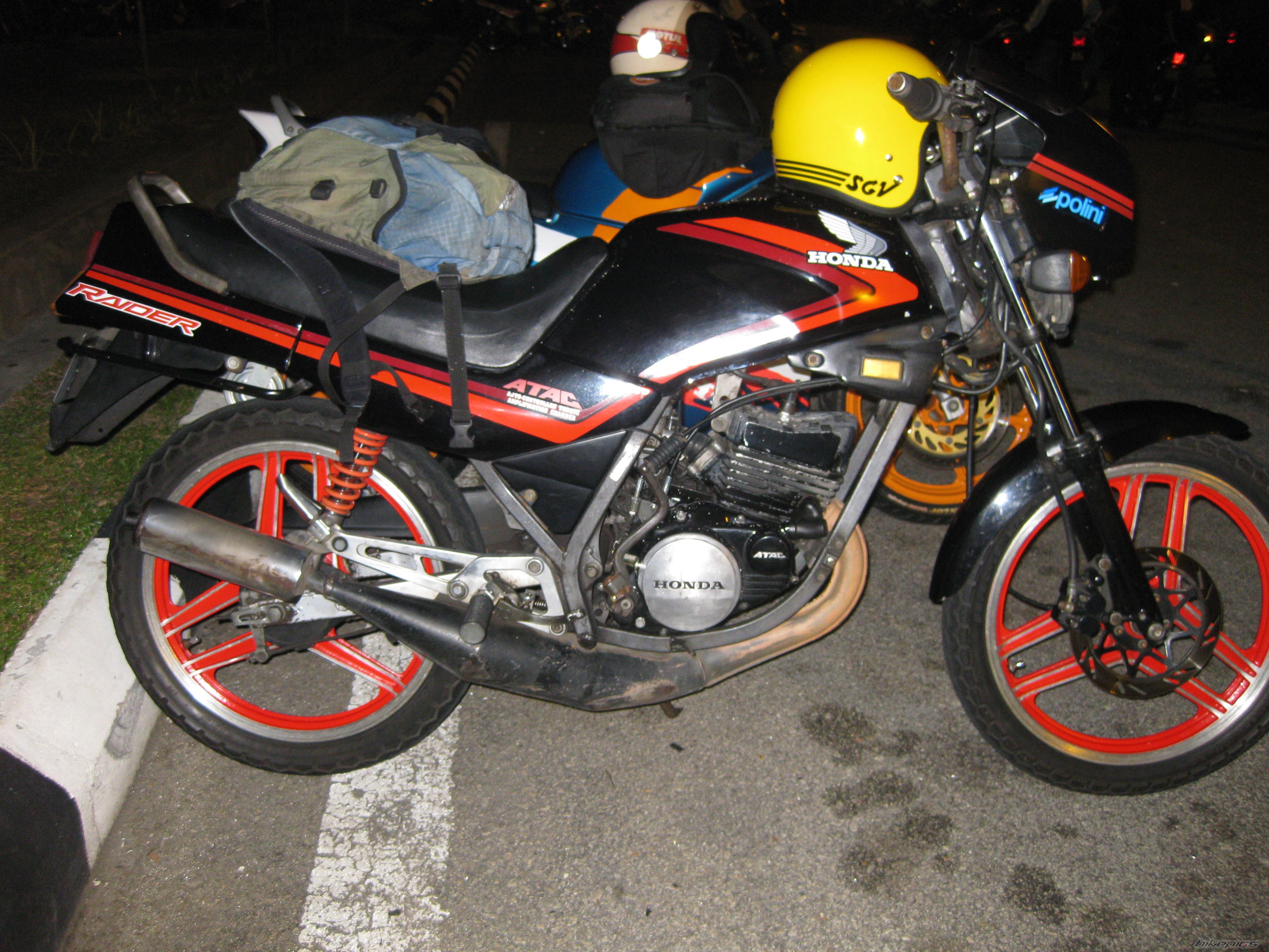 Photo 1713773
