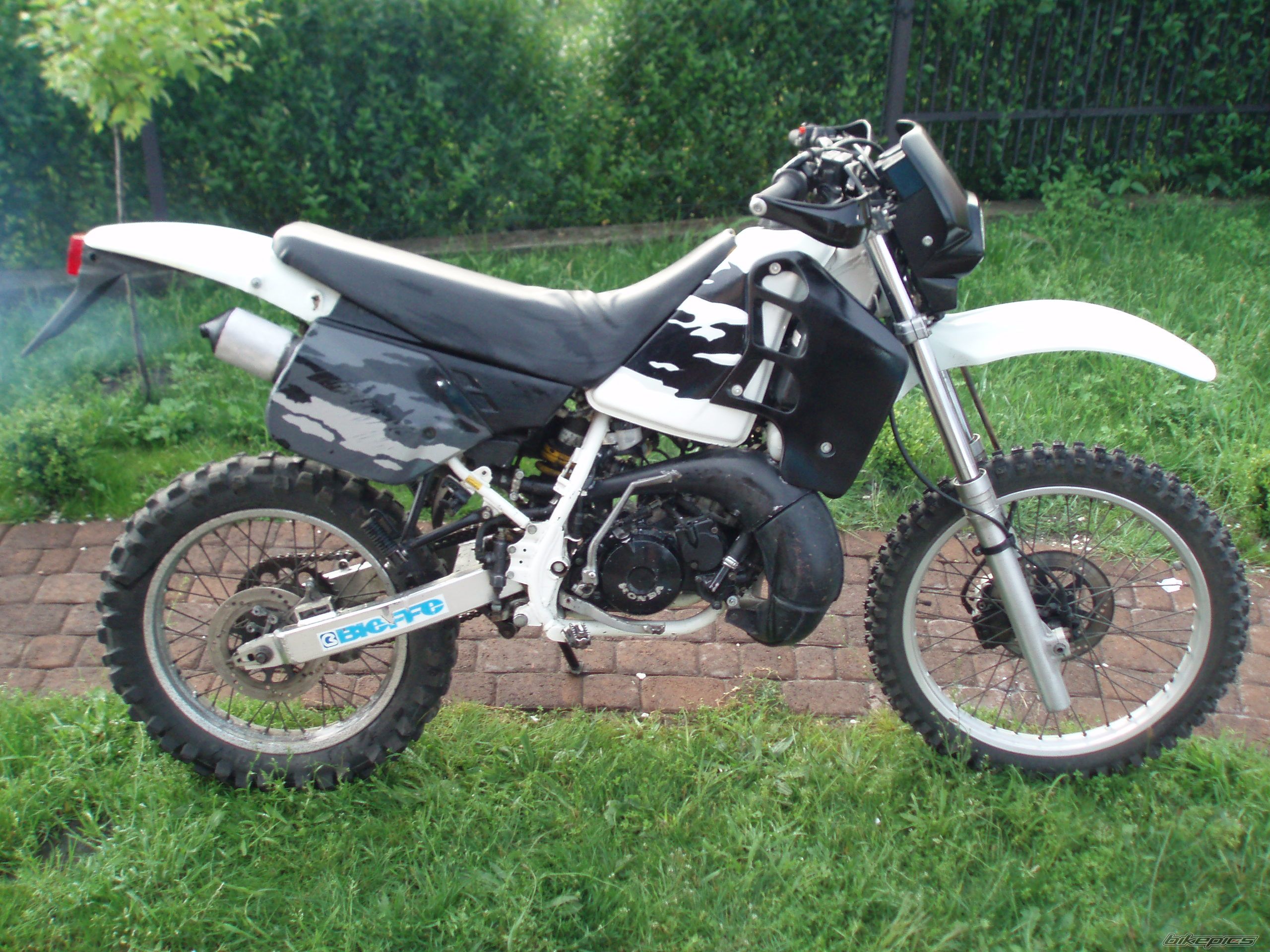 Bike Photo 1713828