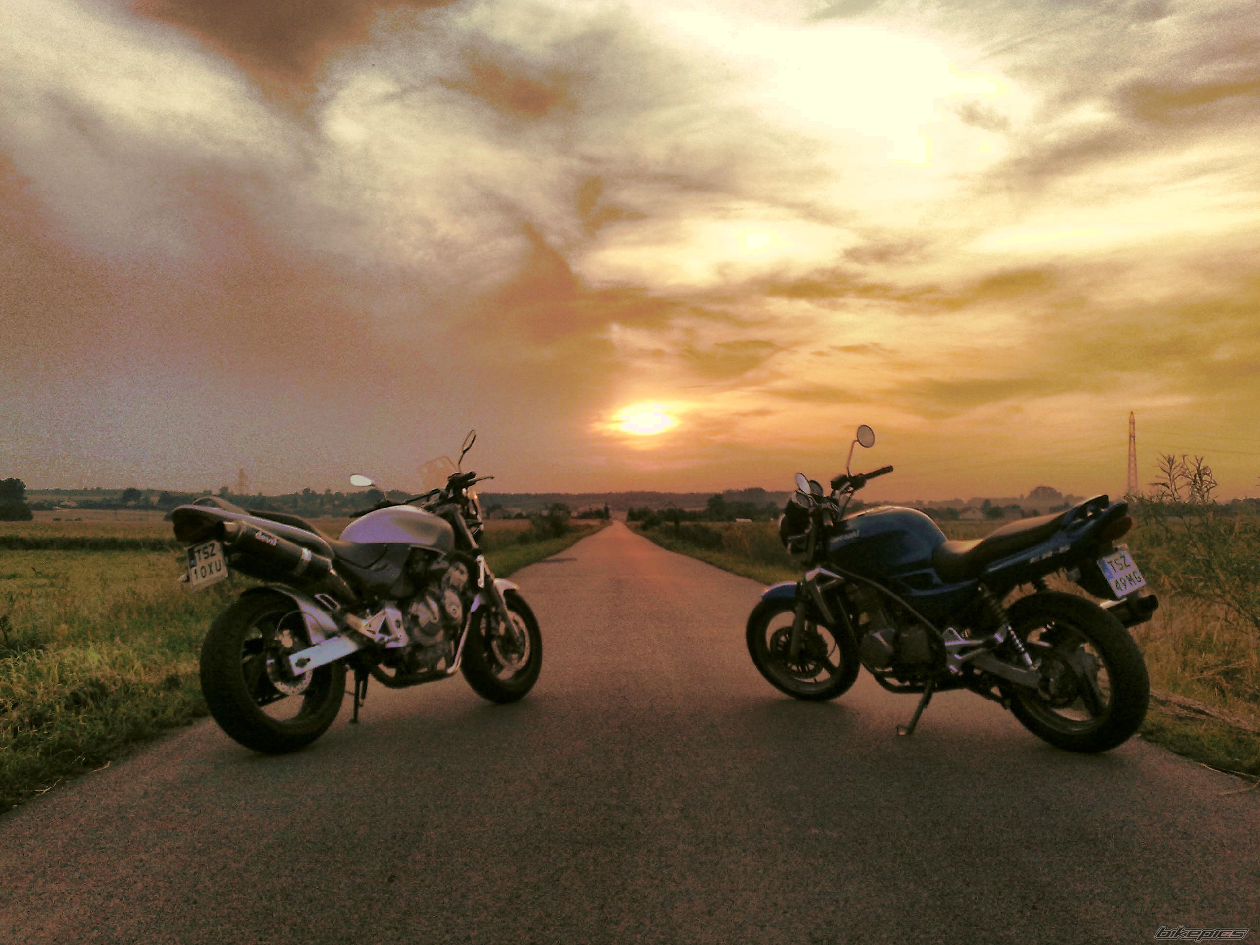 Bike Photo 1713888