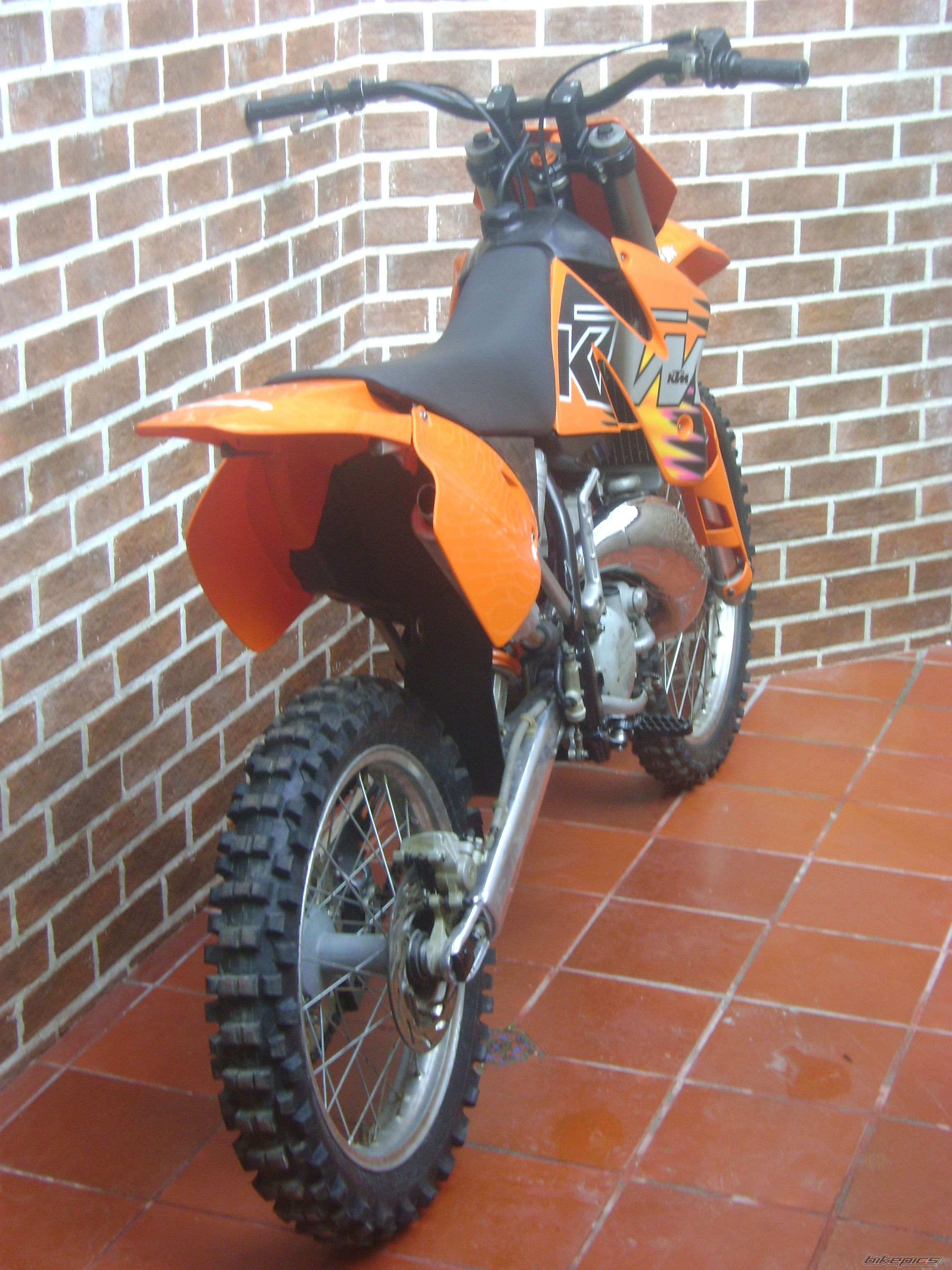 Photo 1714129