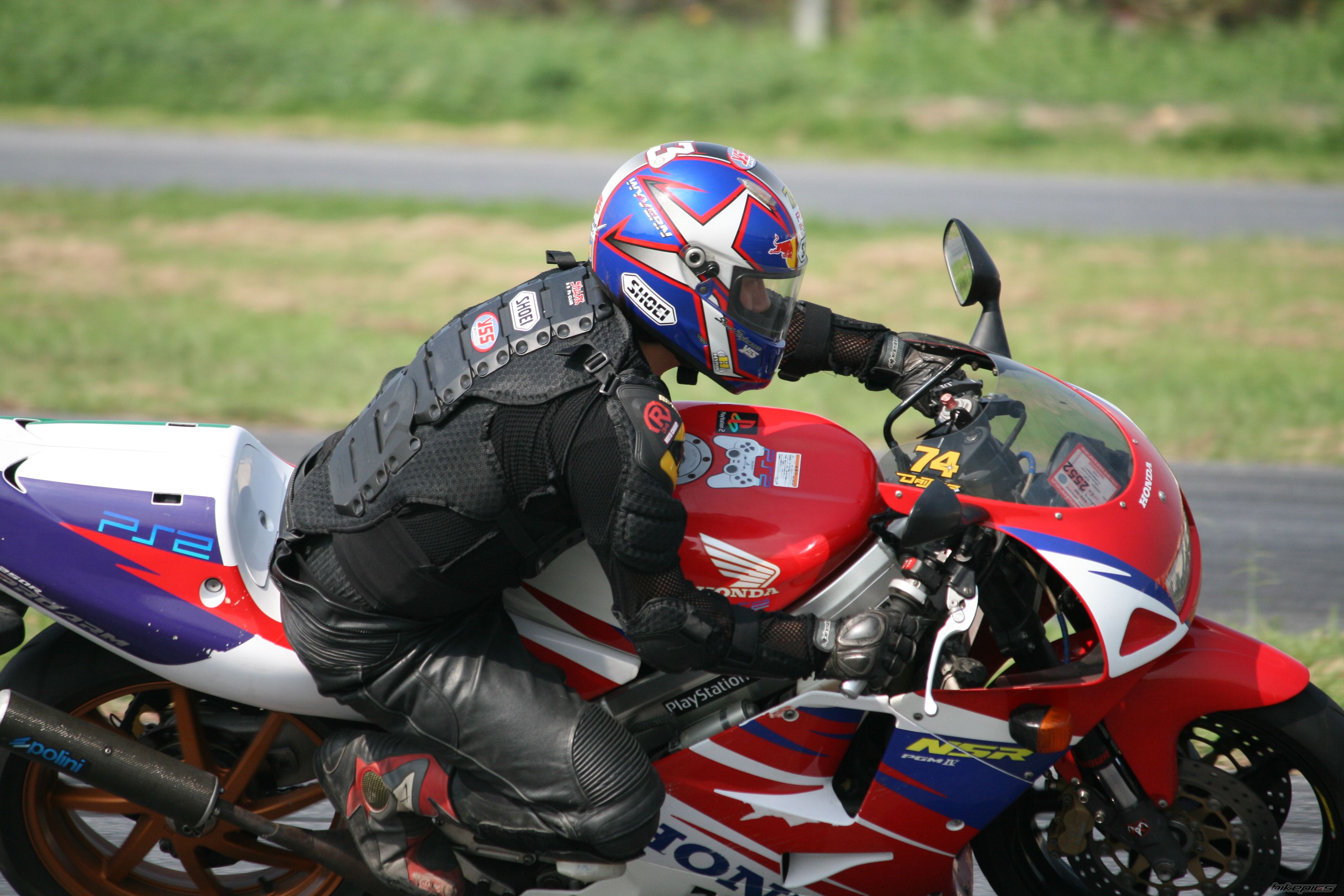Photo 1714679