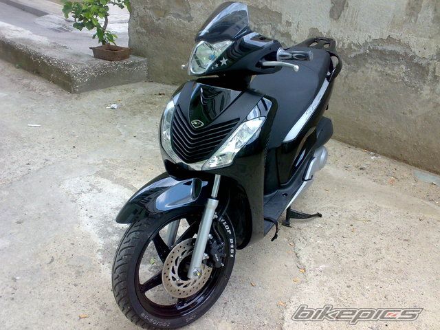 Photo 1714892