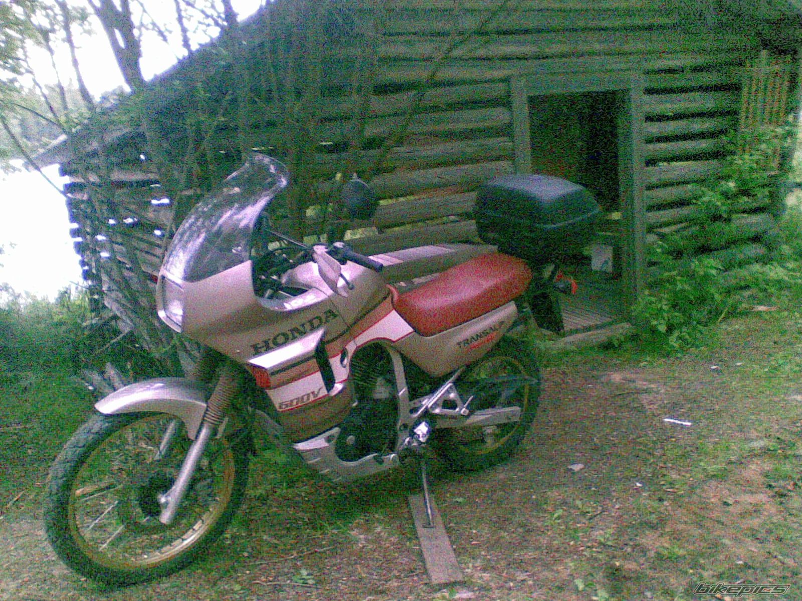 Photo 1715945