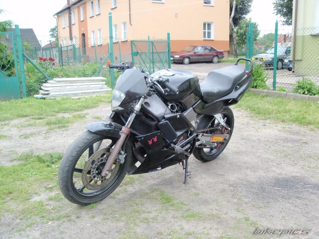 Photo 1716197