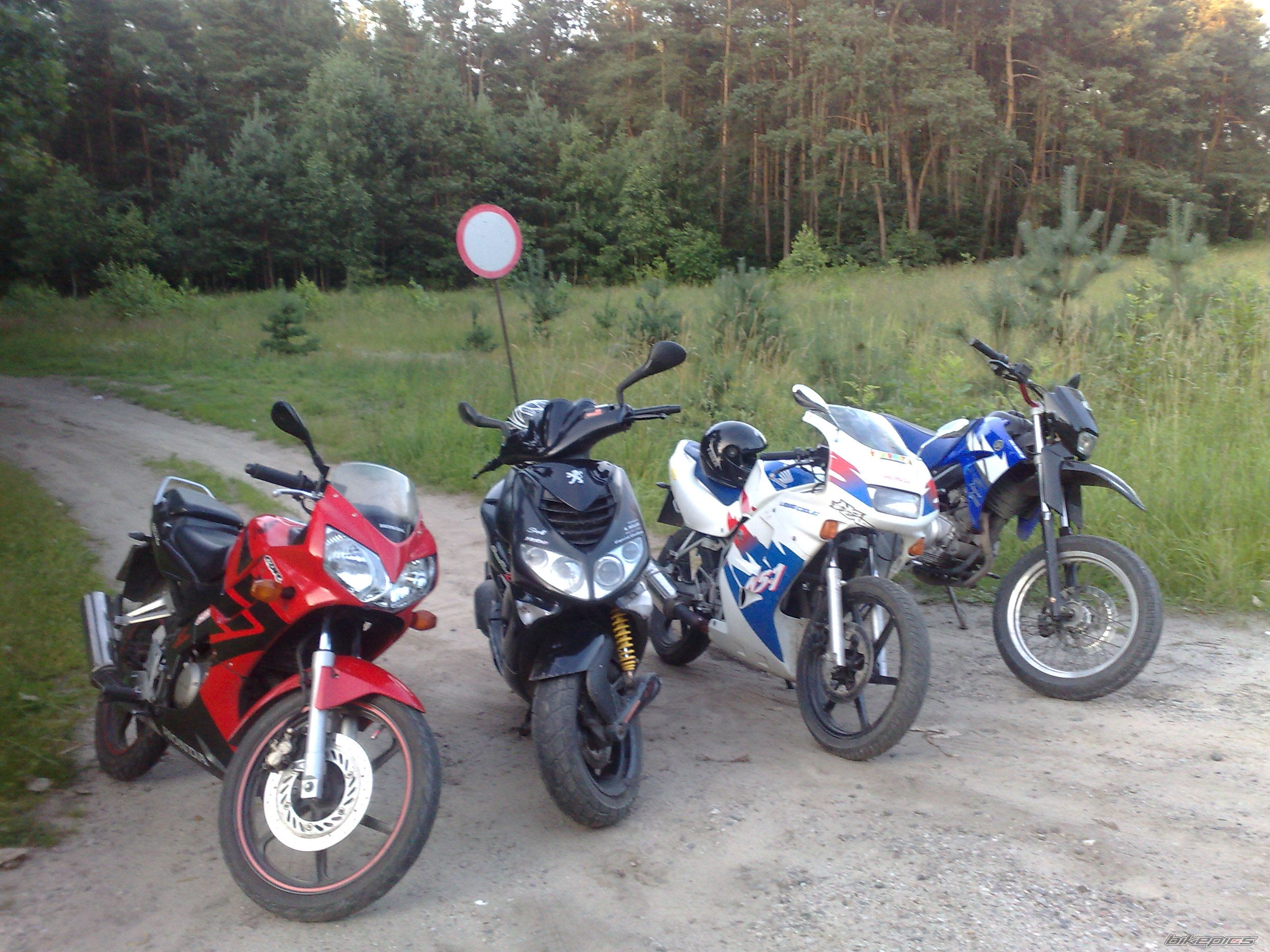 Photo 1716603