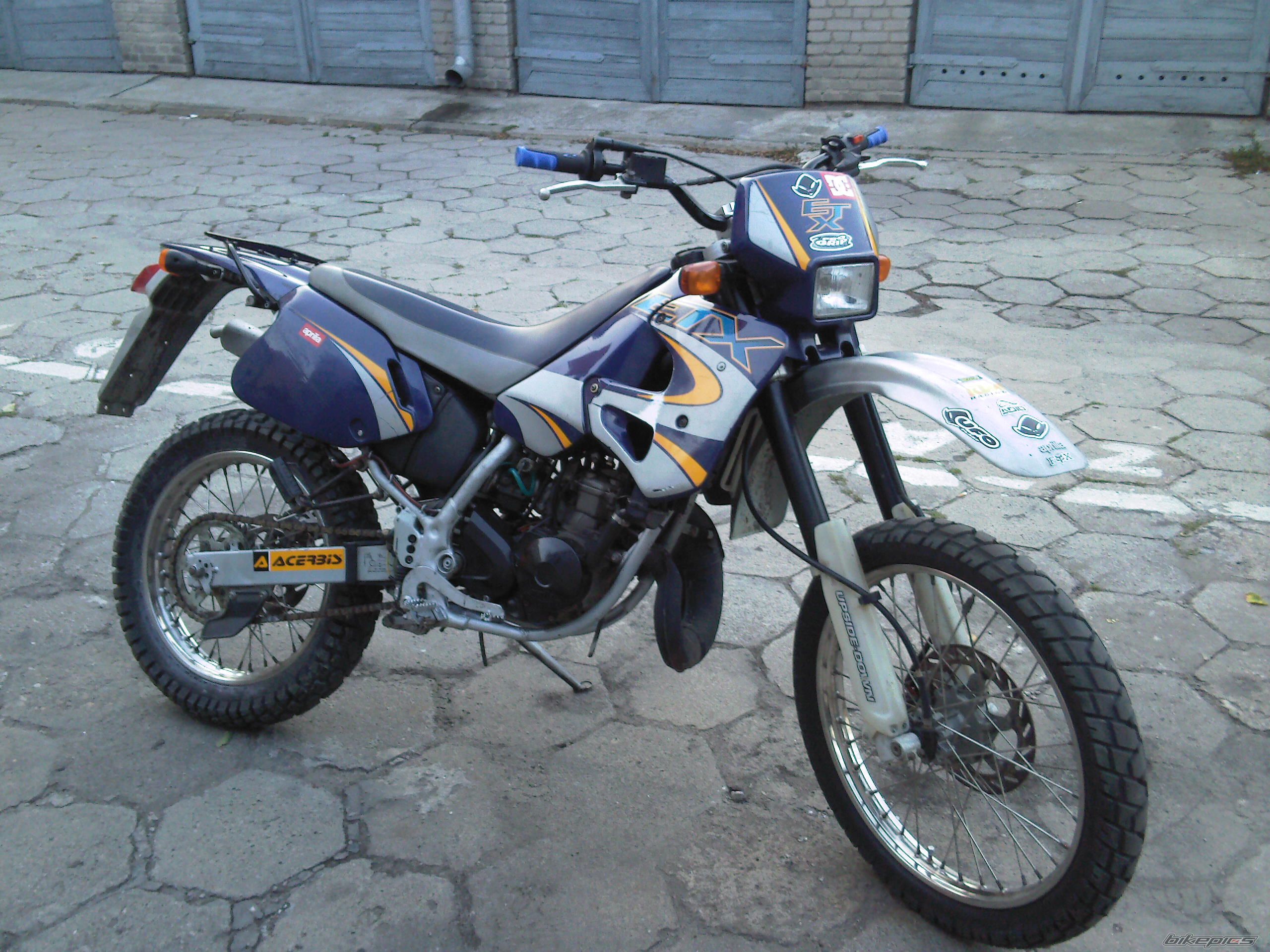 Photo 1717387