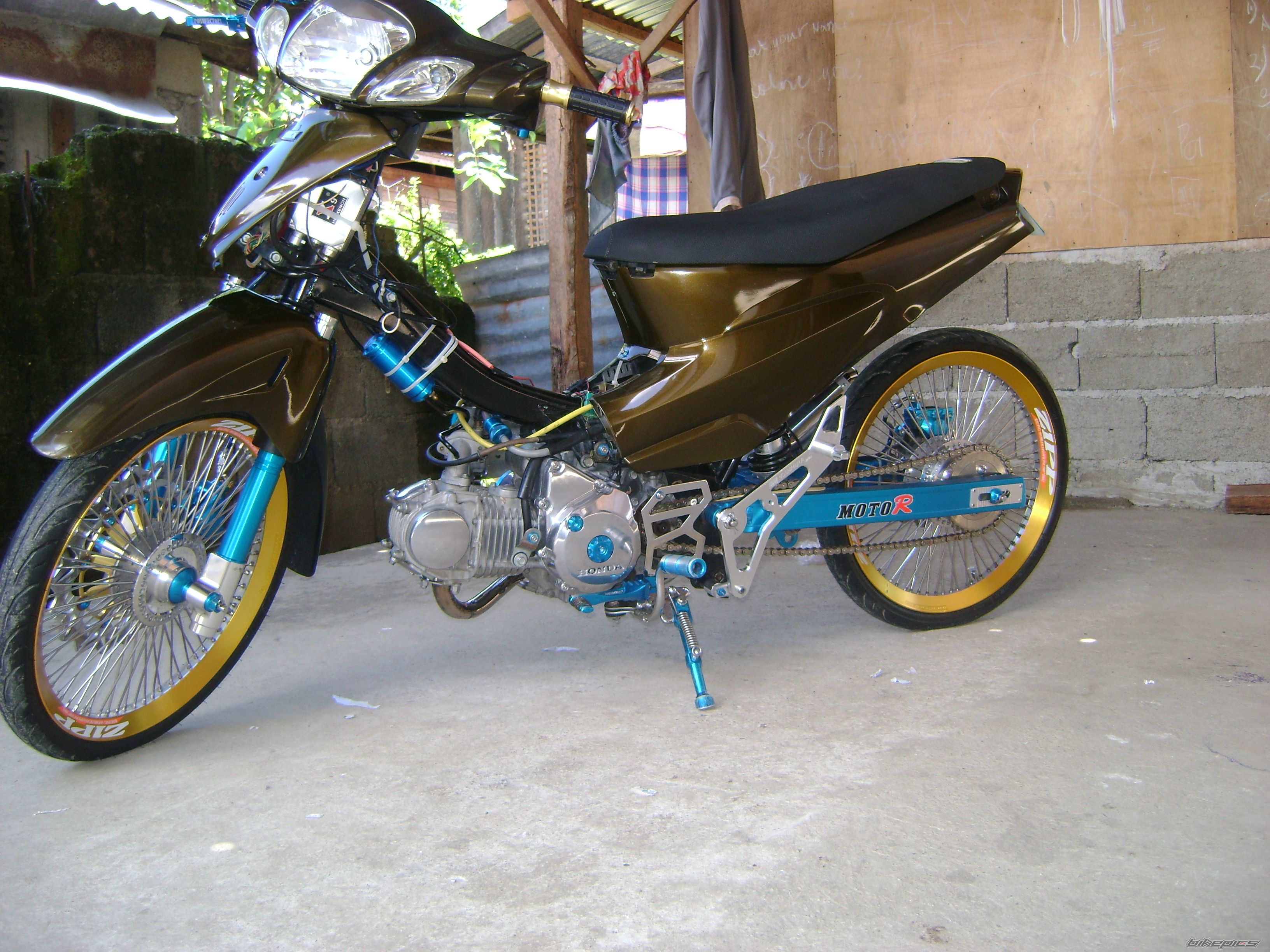 Photo 1717631