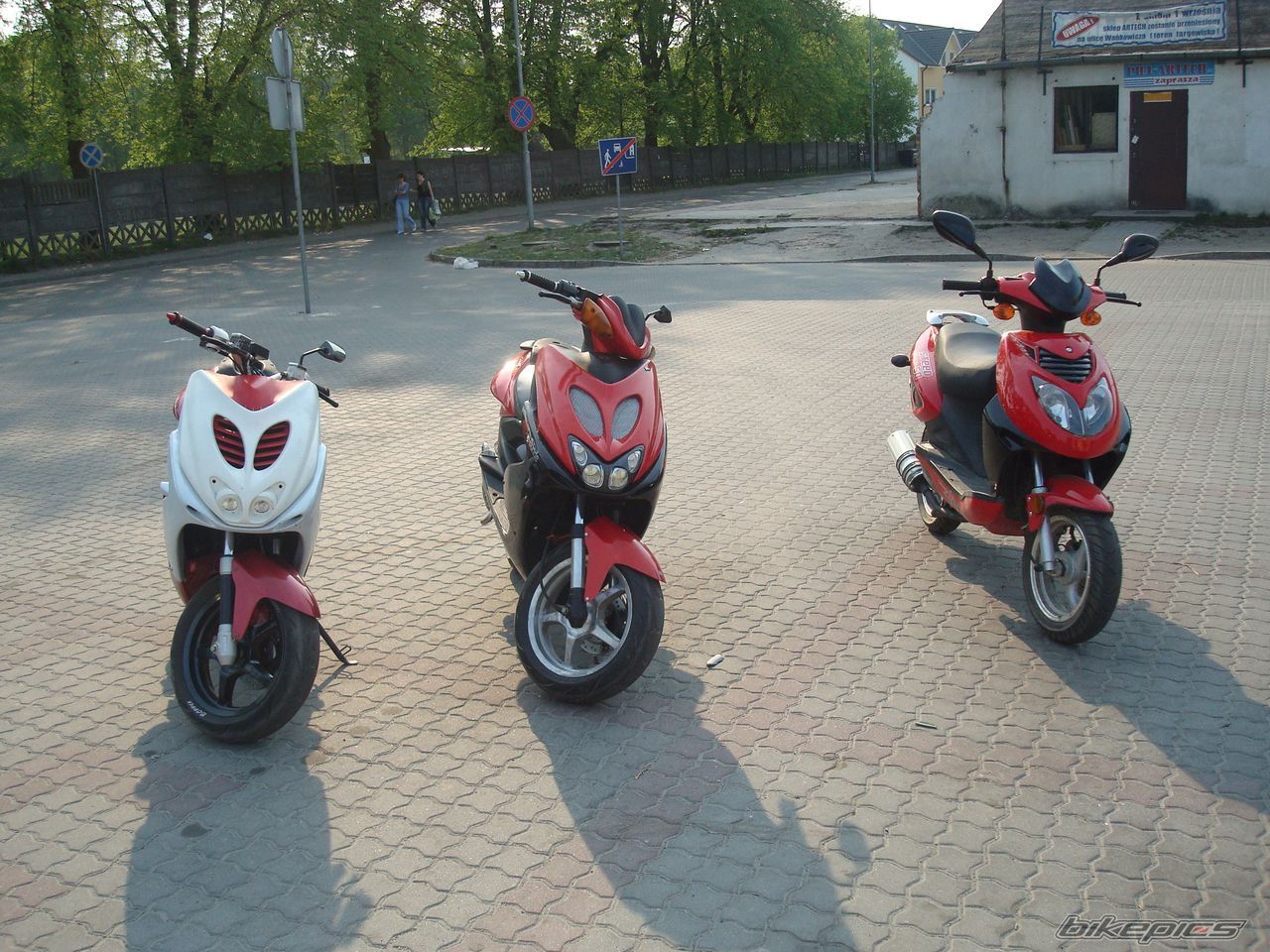 Bike Photo 1717886