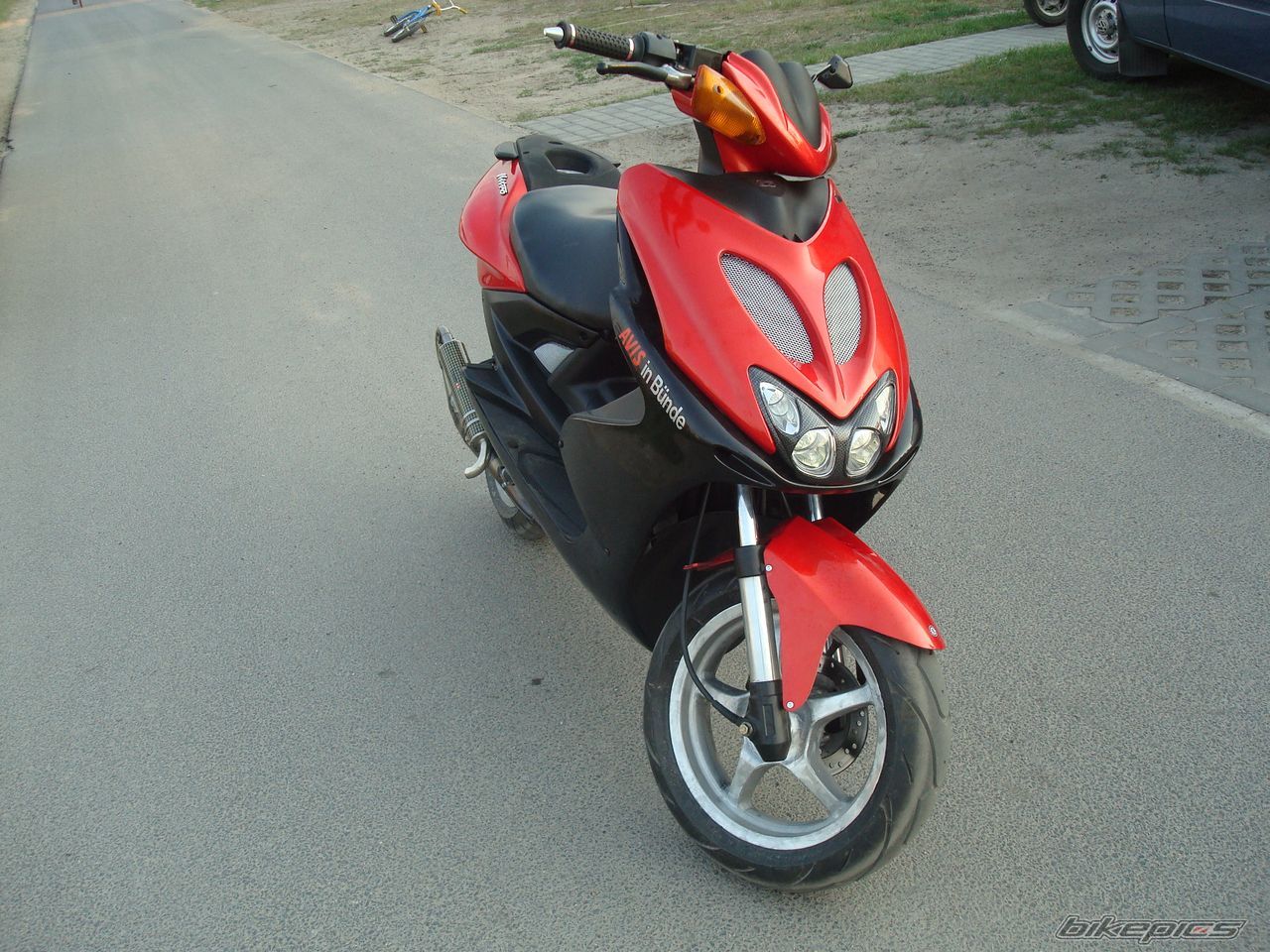 Bike Photo 1717890
