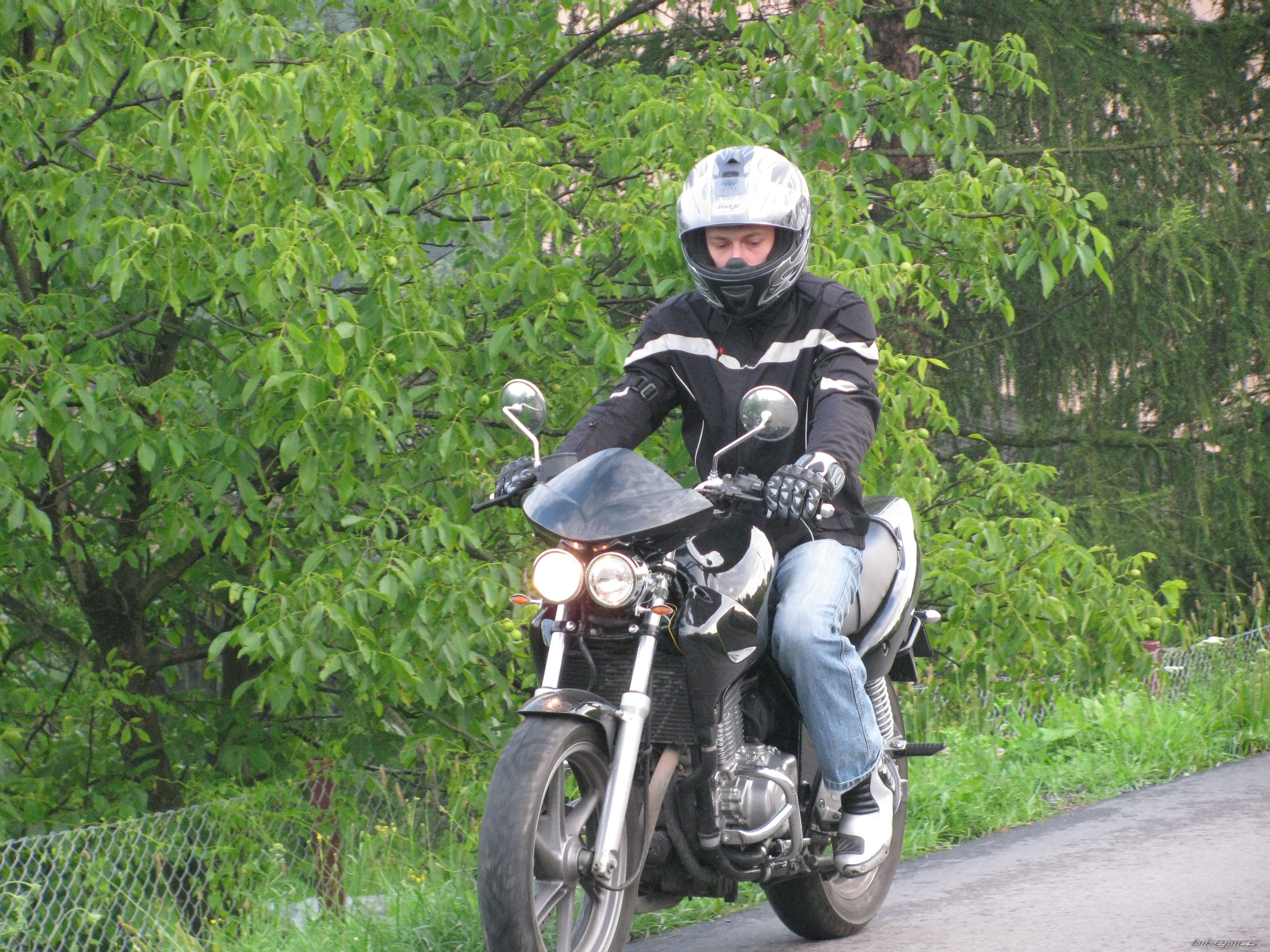 Bike Photo 1719797