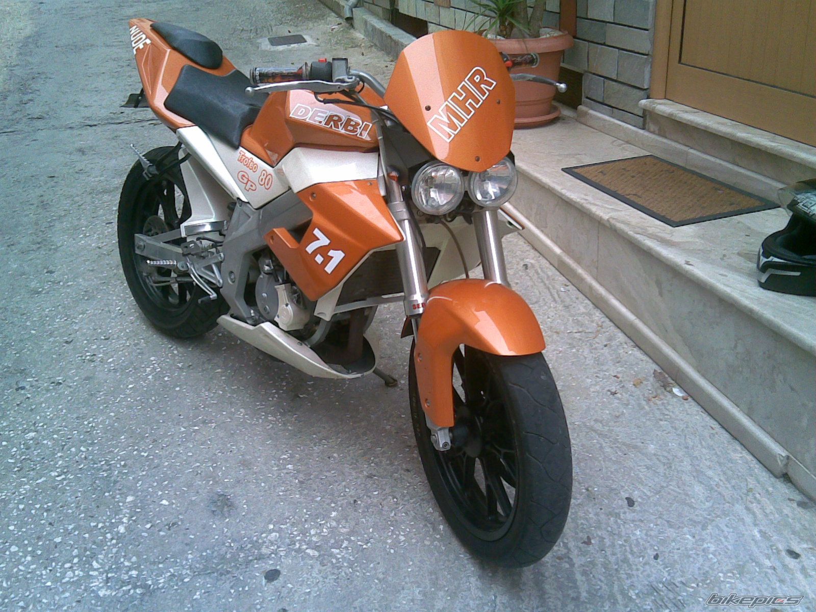 Bike Photo 1720042