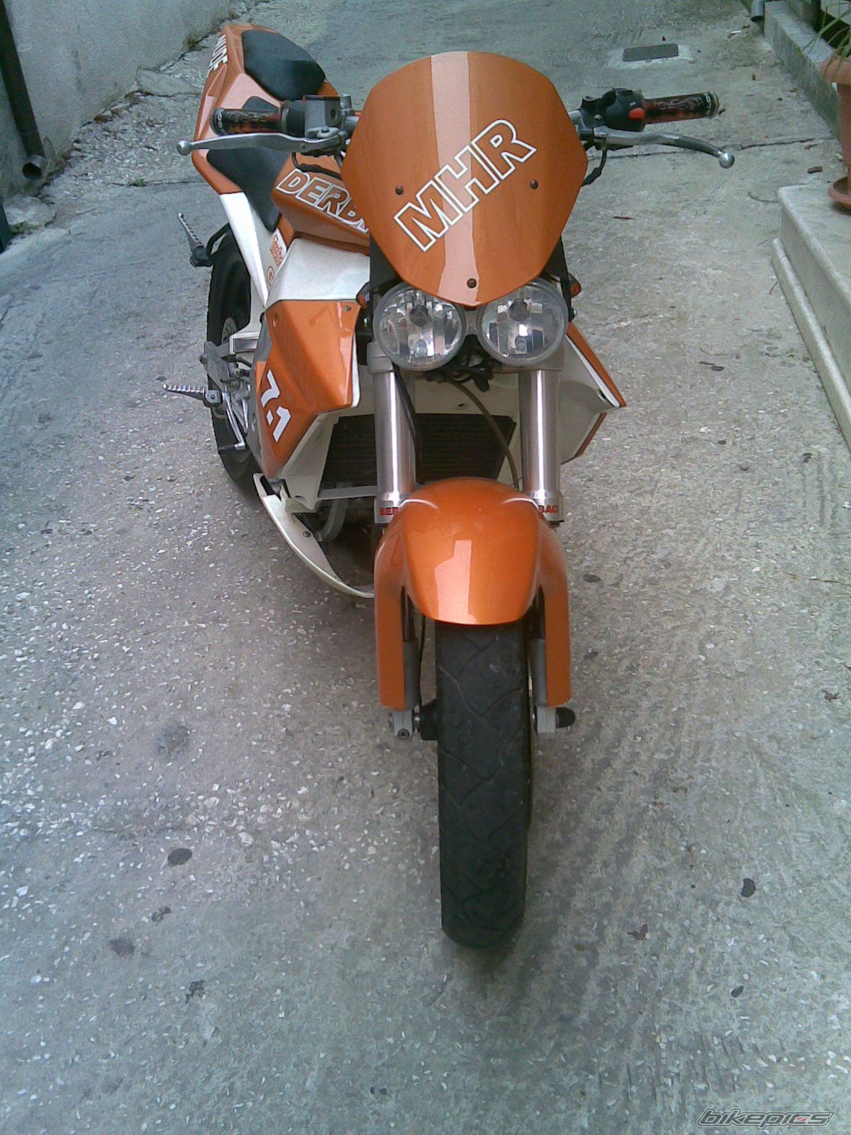 Bike Photo 1720044