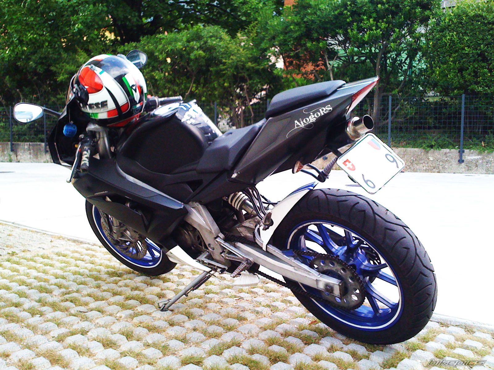 Bike Photo 1720276