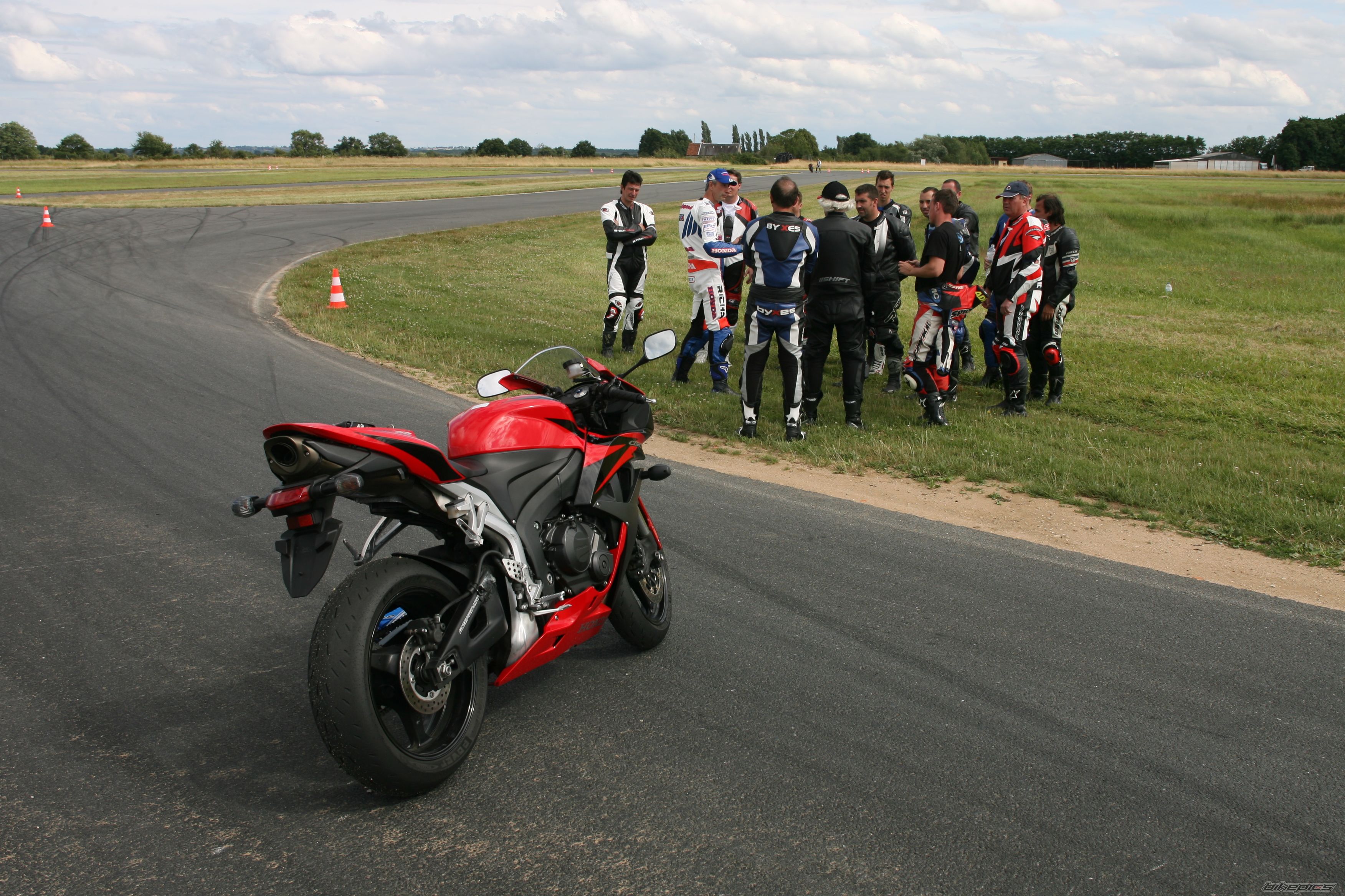Bike Photo 1720808