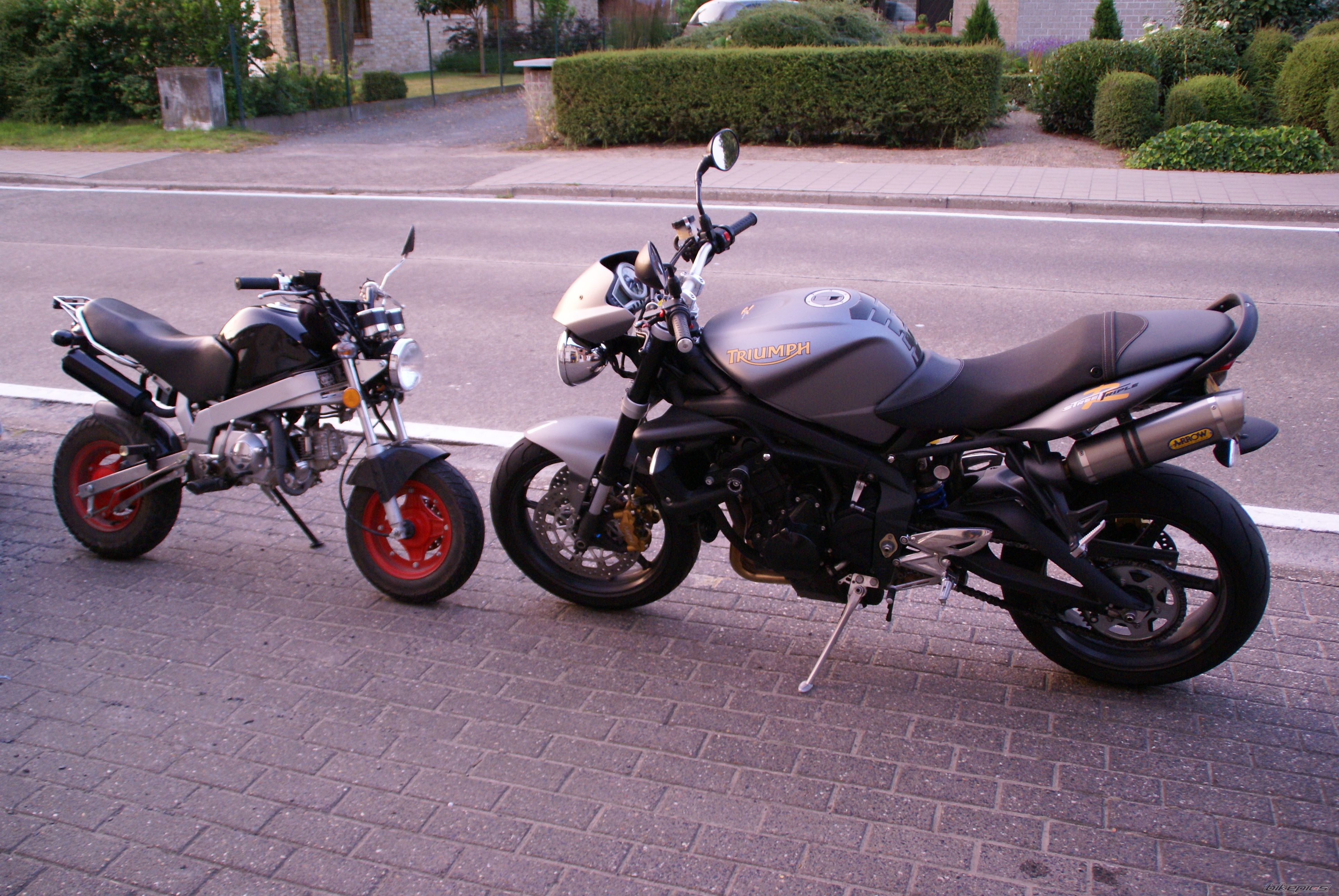 Bike Photo 1721352