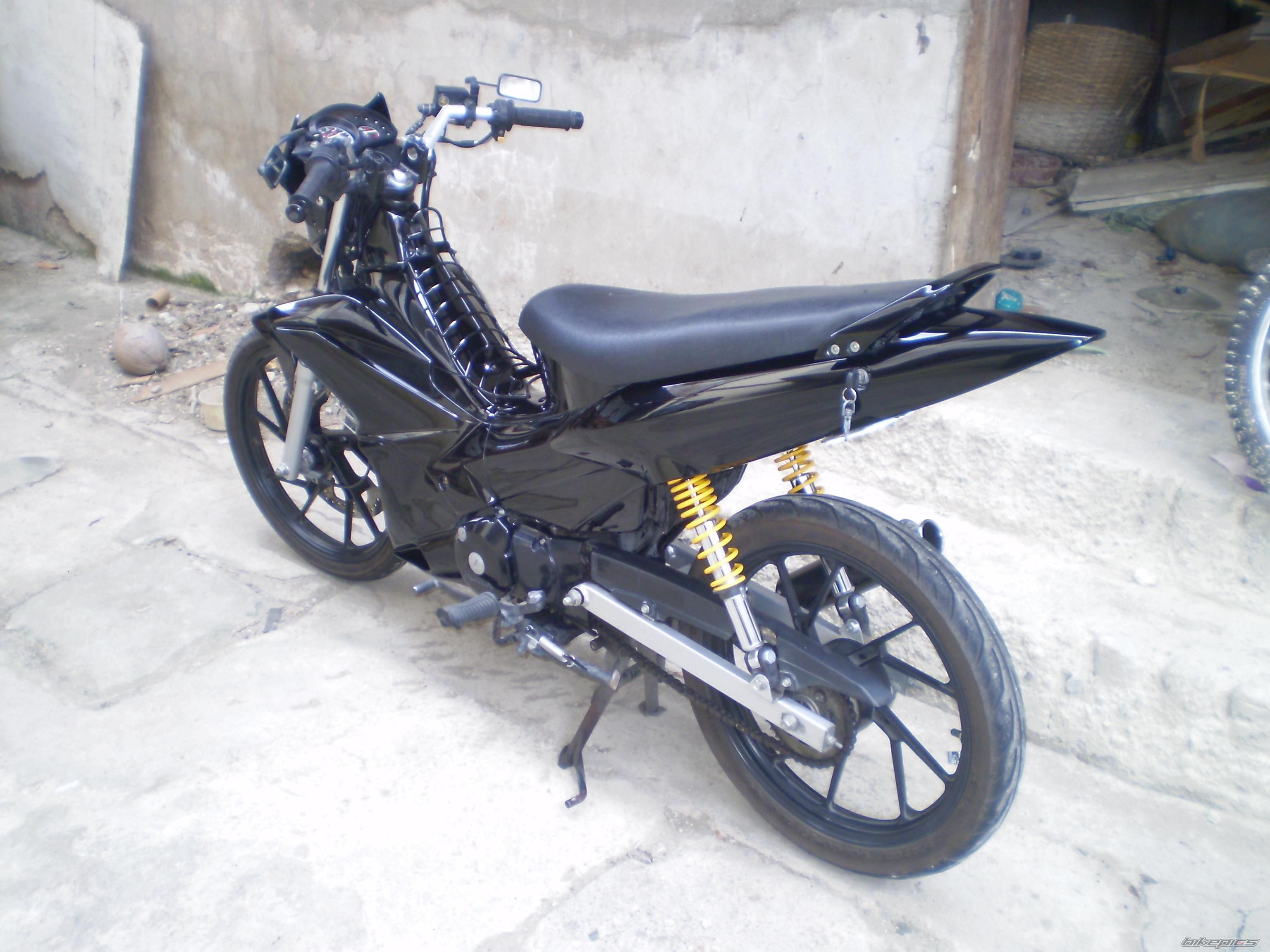 Photo 1721636