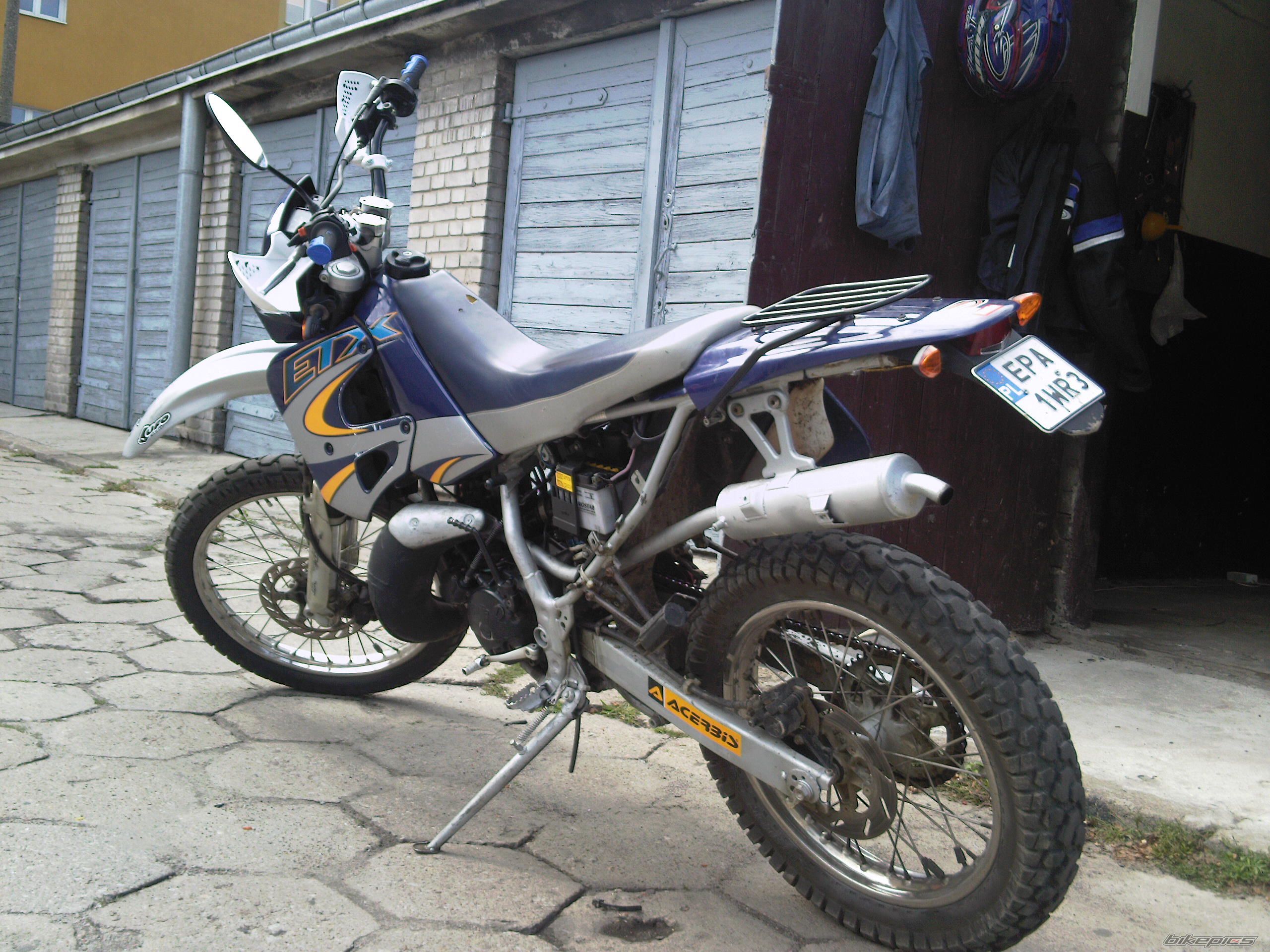 Photo 1721779