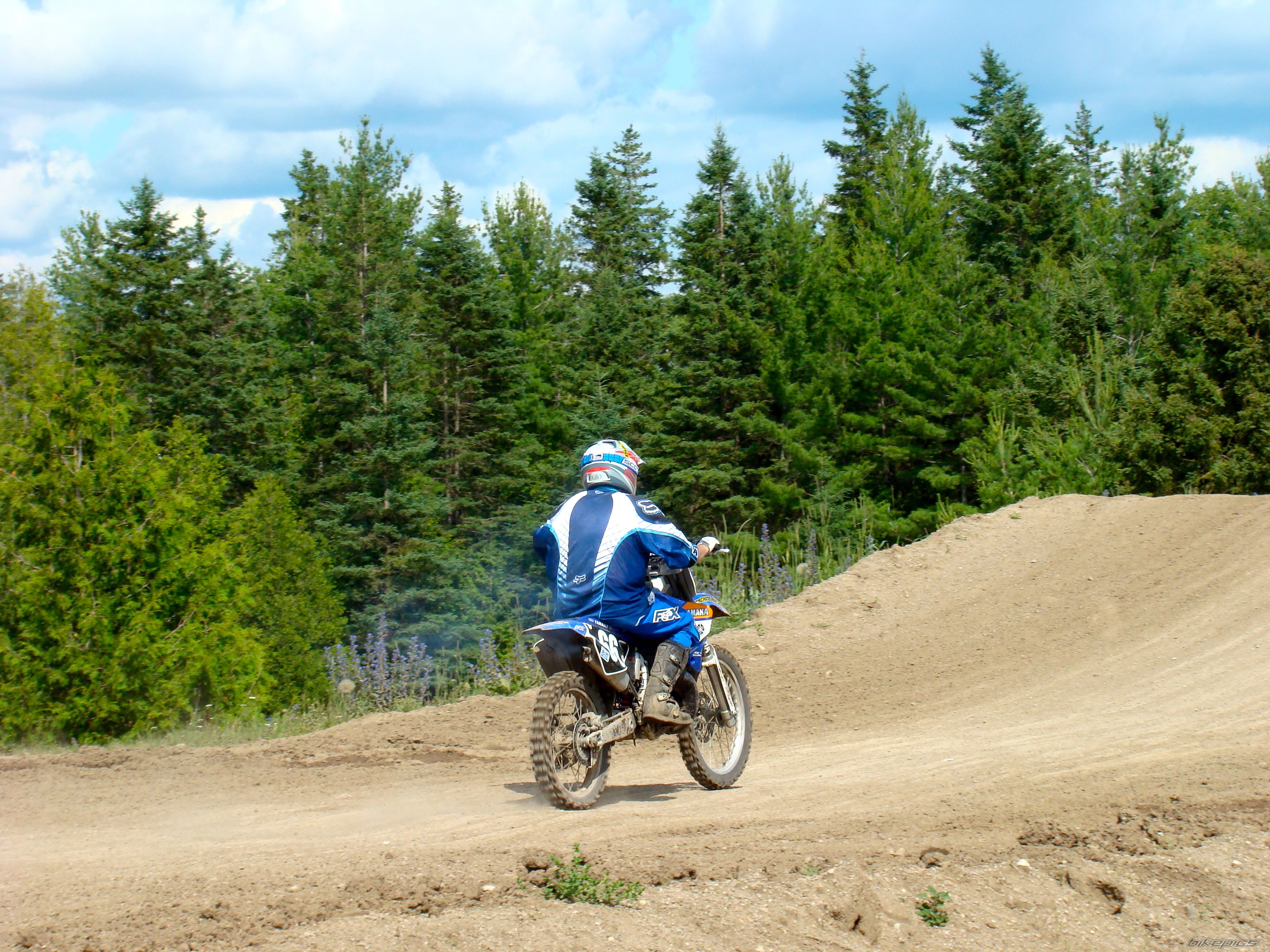 Photo 1722173