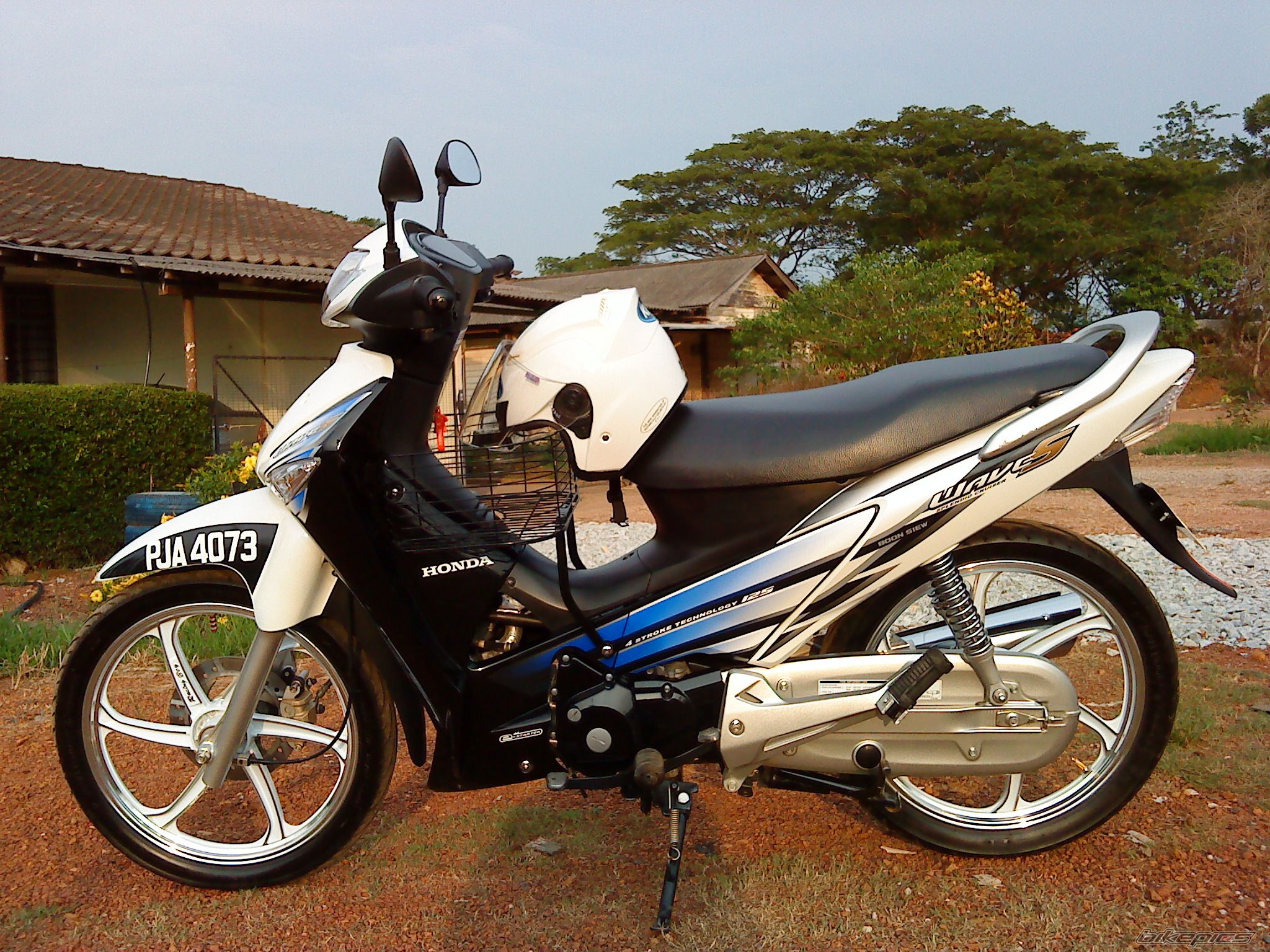 Bike Photo 1722591
